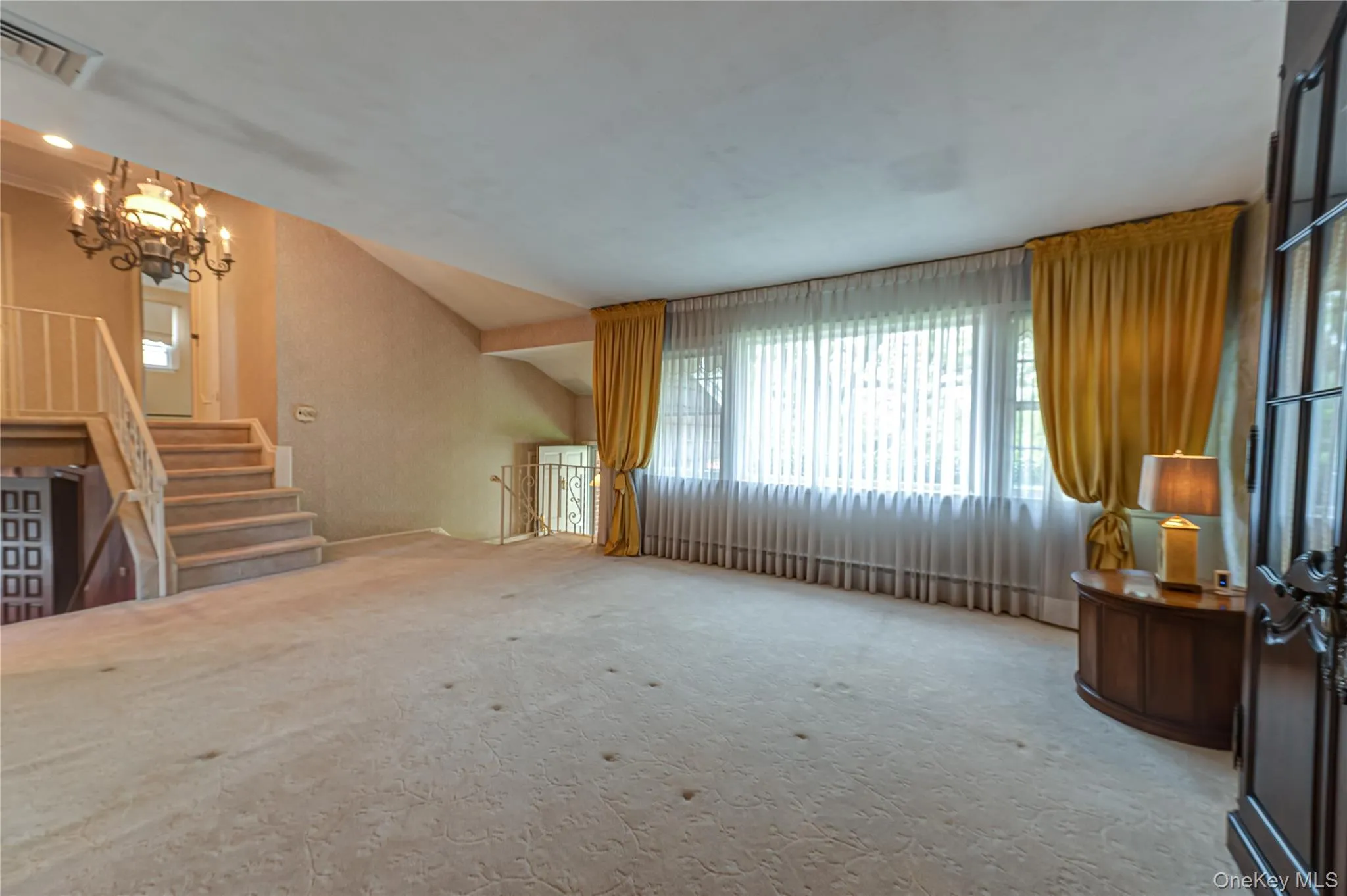 27 Ann Drive, Oyster Bay, NY, 3 Bedrooms Bedrooms, 11 Rooms Rooms,2 BathroomsBathrooms,Residential,For Rent,Ann,0,1033385 27 Ann Drive, Oyster Bay, NY, 3 Bedrooms Bedrooms, 11 Rooms Rooms,2 BathroomsBathrooms,Residential,For Rent,Ann,0,1033385