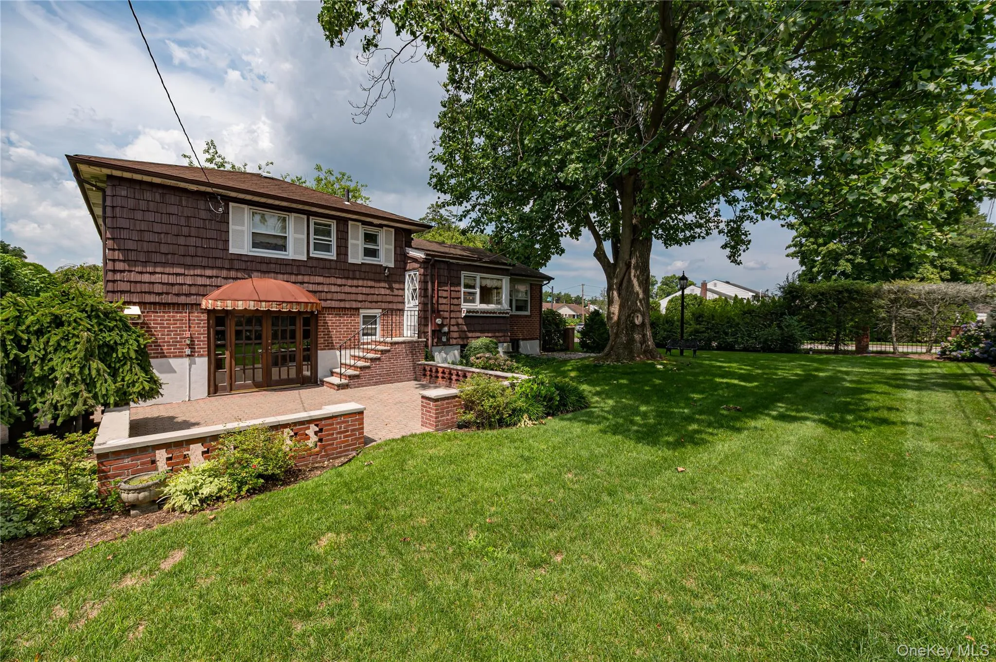 27 Ann Drive, Oyster Bay, NY, 3 Bedrooms Bedrooms, 11 Rooms Rooms,2 BathroomsBathrooms,Residential,For Rent,Ann,0,1033385 27 Ann Drive, Oyster Bay, NY, 3 Bedrooms Bedrooms, 11 Rooms Rooms,2 BathroomsBathrooms,Residential,For Rent,Ann,0,1033385