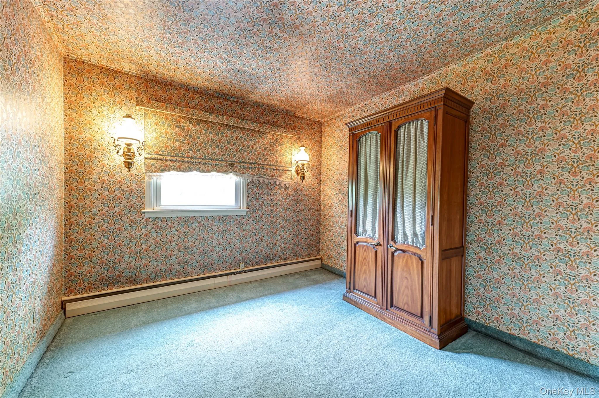 27 Ann Drive, Oyster Bay, NY, 3 Bedrooms Bedrooms, 11 Rooms Rooms,2 BathroomsBathrooms,Residential,For Rent,Ann,0,1033385 27 Ann Drive, Oyster Bay, NY, 3 Bedrooms Bedrooms, 11 Rooms Rooms,2 BathroomsBathrooms,Residential,For Rent,Ann,0,1033385