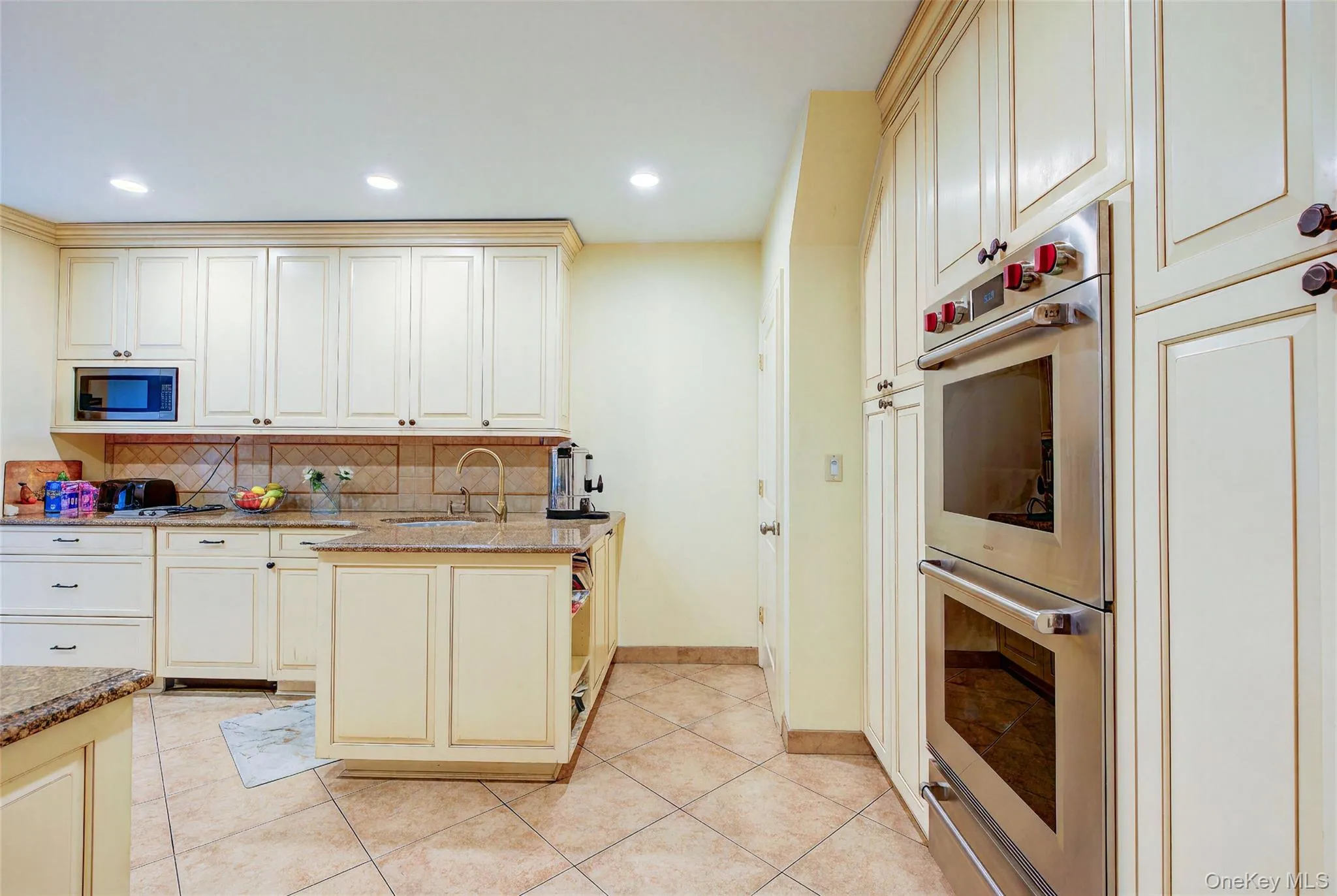 75-12 174th Street, New York, NY, 5 Bedrooms Bedrooms, 9 Rooms Rooms,3 BathroomsBathrooms,Residential,For Rent,174th,0,1033389 75-12 174th Street, New York, NY, 5 Bedrooms Bedrooms, 9 Rooms Rooms,3 BathroomsBathrooms,Residential,For Rent,174th,0,1033389