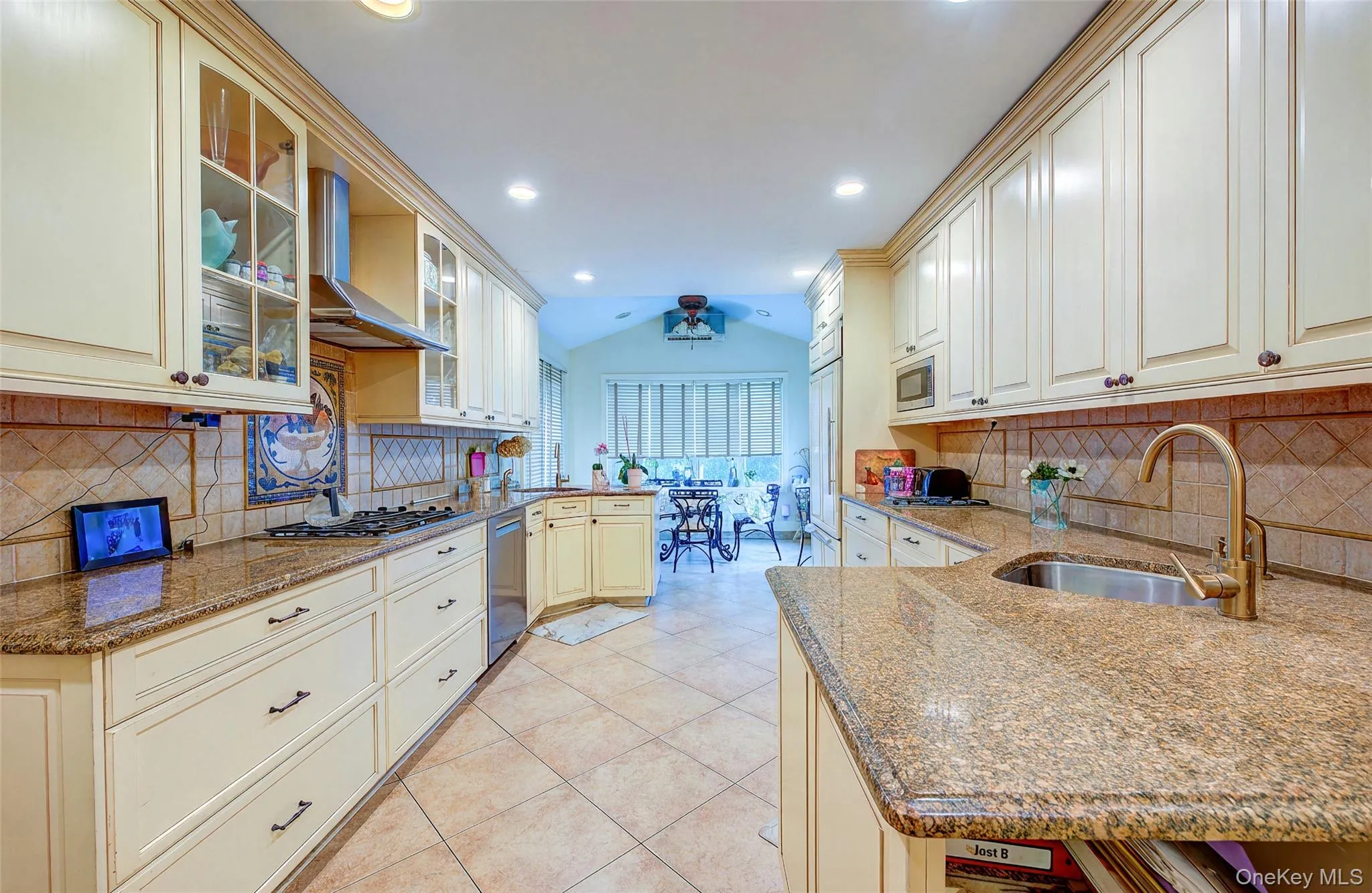 75-12 174th Street, New York, NY, 5 Bedrooms Bedrooms, 9 Rooms Rooms,3 BathroomsBathrooms,Residential,For Rent,174th,0,1033389 75-12 174th Street, New York, NY, 5 Bedrooms Bedrooms, 9 Rooms Rooms,3 BathroomsBathrooms,Residential,For Rent,174th,0,1033389