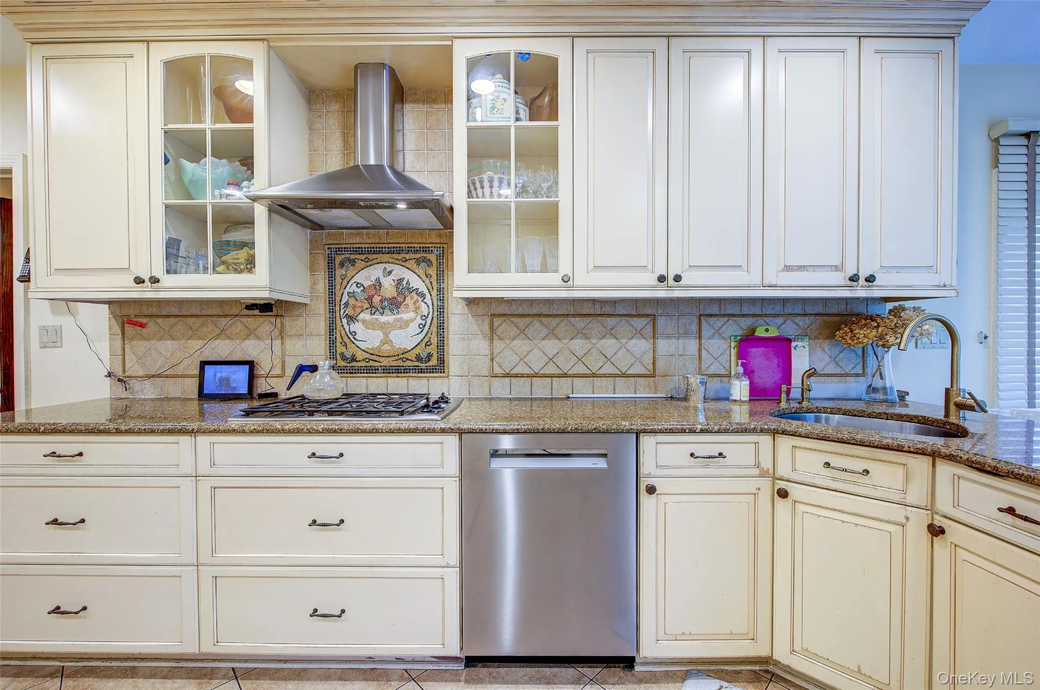 75-12 174th Street, New York, NY, 5 Bedrooms Bedrooms, 9 Rooms Rooms,3 BathroomsBathrooms,Residential,For Rent,174th,0,1033389 75-12 174th Street, New York, NY, 5 Bedrooms Bedrooms, 9 Rooms Rooms,3 BathroomsBathrooms,Residential,For Rent,174th,0,1033389
