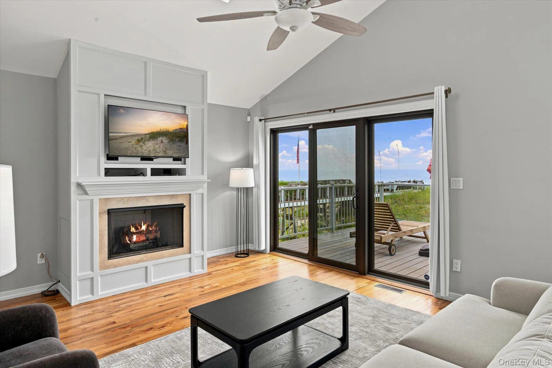 717 Dune Road, Southampton, NY, 3 Bedrooms Bedrooms, 8 Rooms Rooms,2 BathroomsBathrooms,Residential Lease,For Rent,Dune,0,1033391 717 Dune Road, Southampton, NY, 3 Bedrooms Bedrooms, 8 Rooms Rooms,2 BathroomsBathrooms,Residential Lease,For Rent,Dune,0,1033391