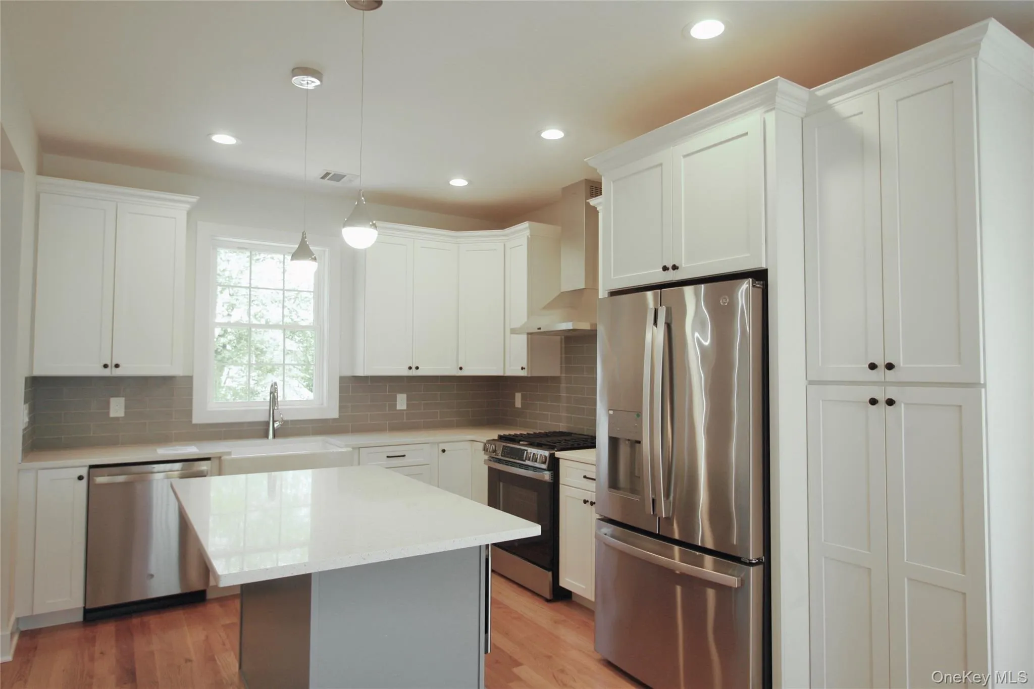84 Frank Street, New Windsor, NY, 4 Bedrooms Bedrooms, 7 Rooms Rooms,2 BathroomsBathrooms,Residential,For Rent,Frank,0,1033393 84 Frank Street, New Windsor, NY, 4 Bedrooms Bedrooms, 7 Rooms Rooms,2 BathroomsBathrooms,Residential,For Rent,Frank,0,1033393