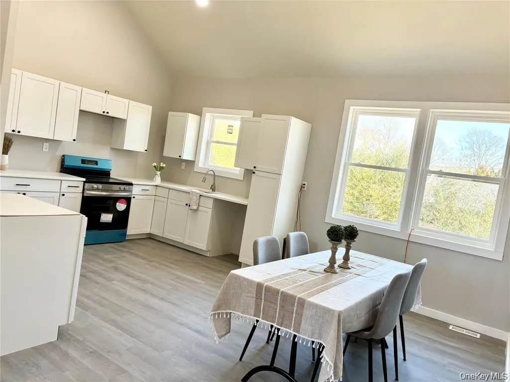 125 Lynbrook Drive, Brookhaven, NY, 3 Bedrooms Bedrooms, 8 Rooms Rooms,2 BathroomsBathrooms,Residential,For Rent,Lynbrook,0,1033394 125 Lynbrook Drive, Brookhaven, NY, 3 Bedrooms Bedrooms, 8 Rooms Rooms,2 BathroomsBathrooms,Residential,For Rent,Lynbrook,0,1033394