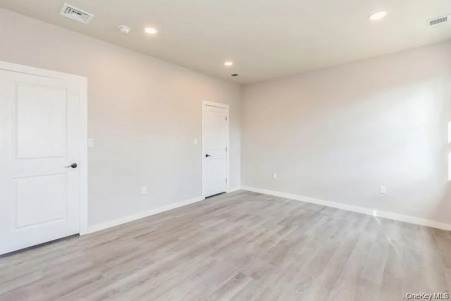 125 Lynbrook Drive, Brookhaven, NY, 3 Bedrooms Bedrooms, 8 Rooms Rooms,2 BathroomsBathrooms,Residential,For Rent,Lynbrook,0,1033394 125 Lynbrook Drive, Brookhaven, NY, 3 Bedrooms Bedrooms, 8 Rooms Rooms,2 BathroomsBathrooms,Residential,For Rent,Lynbrook,0,1033394