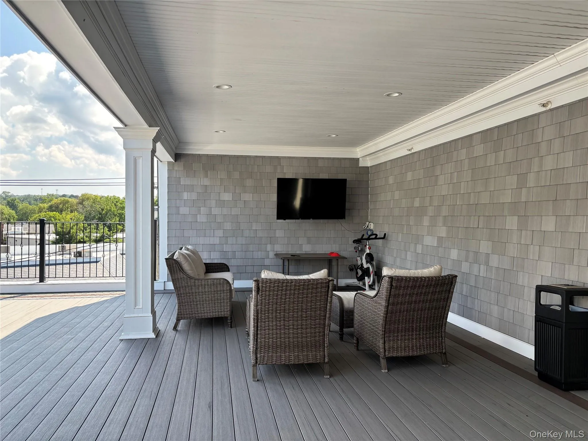 110 New York Avenue, Huntington, NY, 2 Bedrooms Bedrooms, 4 Rooms Rooms,2 BathroomsBathrooms,Residential Lease,For Rent,New York,0,1033395 110 New York Avenue, Huntington, NY, 2 Bedrooms Bedrooms, 4 Rooms Rooms,2 BathroomsBathrooms,Residential Lease,For Rent,New York,0,1033395