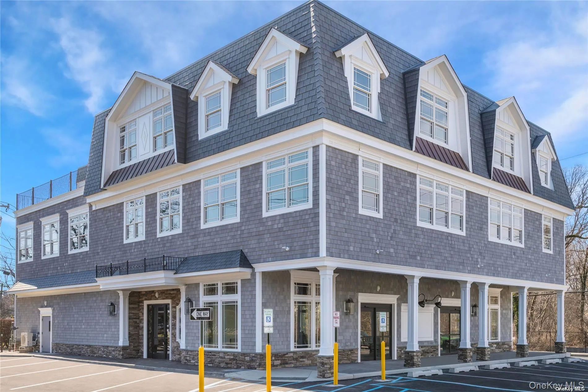 110 New York Avenue, Huntington, NY, 2 Bedrooms Bedrooms, 4 Rooms Rooms,2 BathroomsBathrooms,Residential Lease,For Rent,New York,0,1033395 110 New York Avenue, Huntington, NY, 2 Bedrooms Bedrooms, 4 Rooms Rooms,2 BathroomsBathrooms,Residential Lease,For Rent,New York,0,1033395