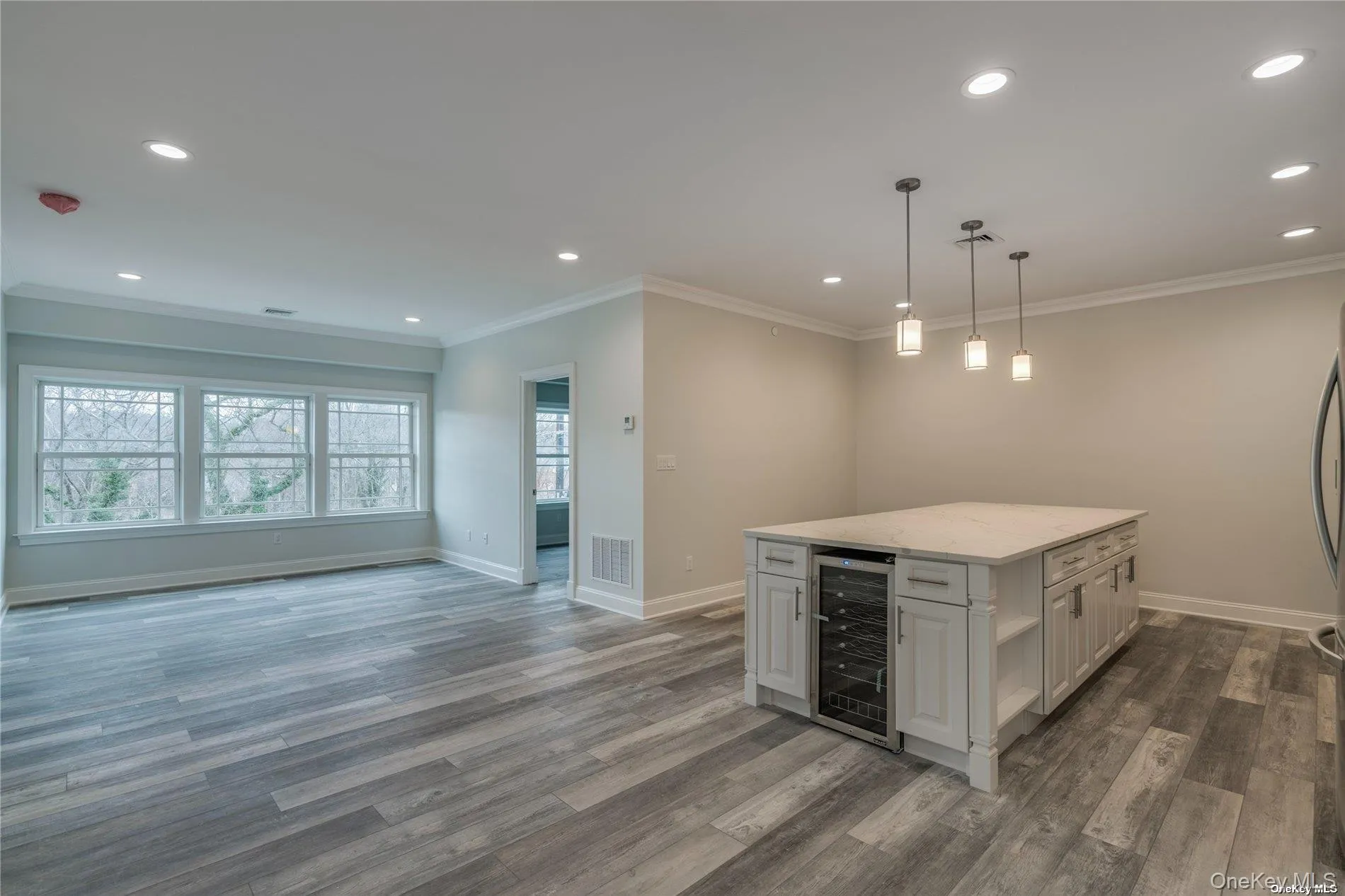 110 New York Avenue, Huntington, NY, 2 Bedrooms Bedrooms, 4 Rooms Rooms,2 BathroomsBathrooms,Residential Lease,For Rent,New York,0,1033395 110 New York Avenue, Huntington, NY, 2 Bedrooms Bedrooms, 4 Rooms Rooms,2 BathroomsBathrooms,Residential Lease,For Rent,New York,0,1033395