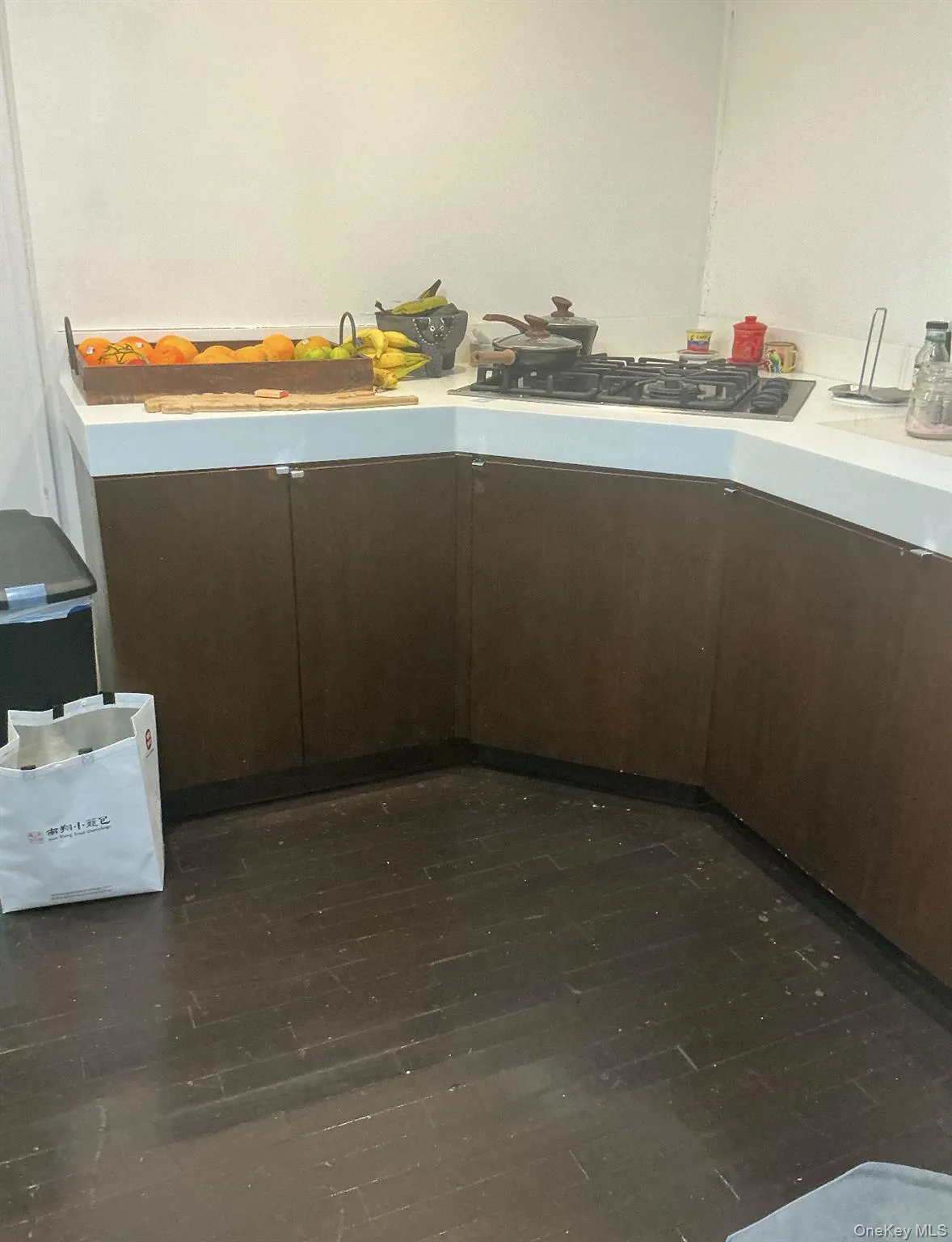 160 Pelletreu Street, Southampton, NY, 3 Bedrooms Bedrooms, 5 Rooms Rooms,2 BathroomsBathrooms,Residential Lease,For Rent,Pelletreu,0,1033400 160 Pelletreu Street, Southampton, NY, 3 Bedrooms Bedrooms, 5 Rooms Rooms,2 BathroomsBathrooms,Residential Lease,For Rent,Pelletreu,0,1033400