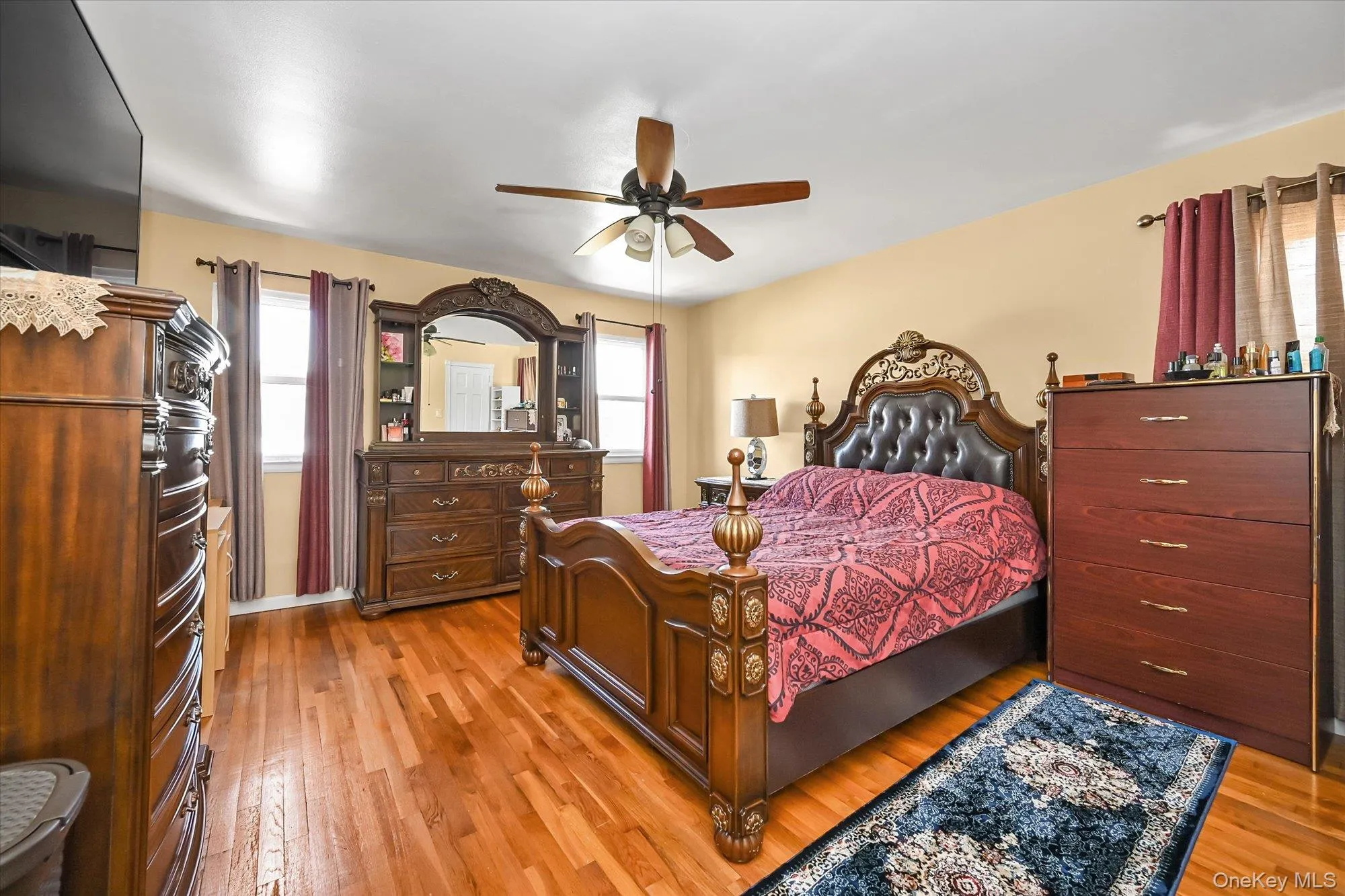 253-27 147th Avenue, New York, NY, 3 Bedrooms Bedrooms, 7 Rooms Rooms,1 BathroomBathrooms,Residential,For Rent,147th,0,1033401 253-27 147th Avenue, New York, NY, 3 Bedrooms Bedrooms, 7 Rooms Rooms,1 BathroomBathrooms,Residential,For Rent,147th,0,1033401