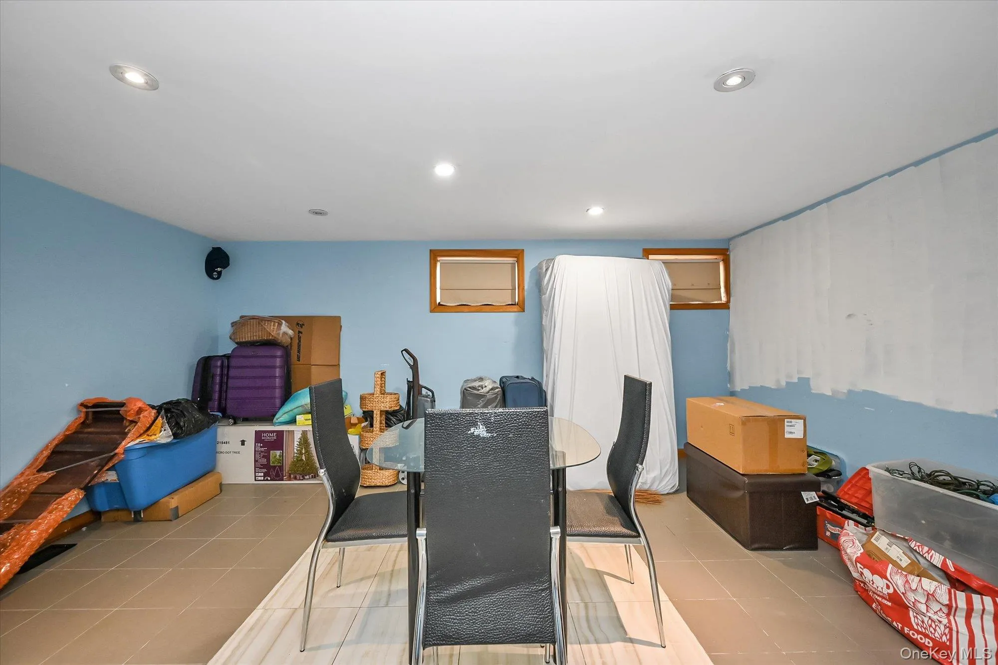 253-27 147th Avenue, New York, NY, 3 Bedrooms Bedrooms, 7 Rooms Rooms,1 BathroomBathrooms,Residential,For Rent,147th,0,1033401 253-27 147th Avenue, New York, NY, 3 Bedrooms Bedrooms, 7 Rooms Rooms,1 BathroomBathrooms,Residential,For Rent,147th,0,1033401