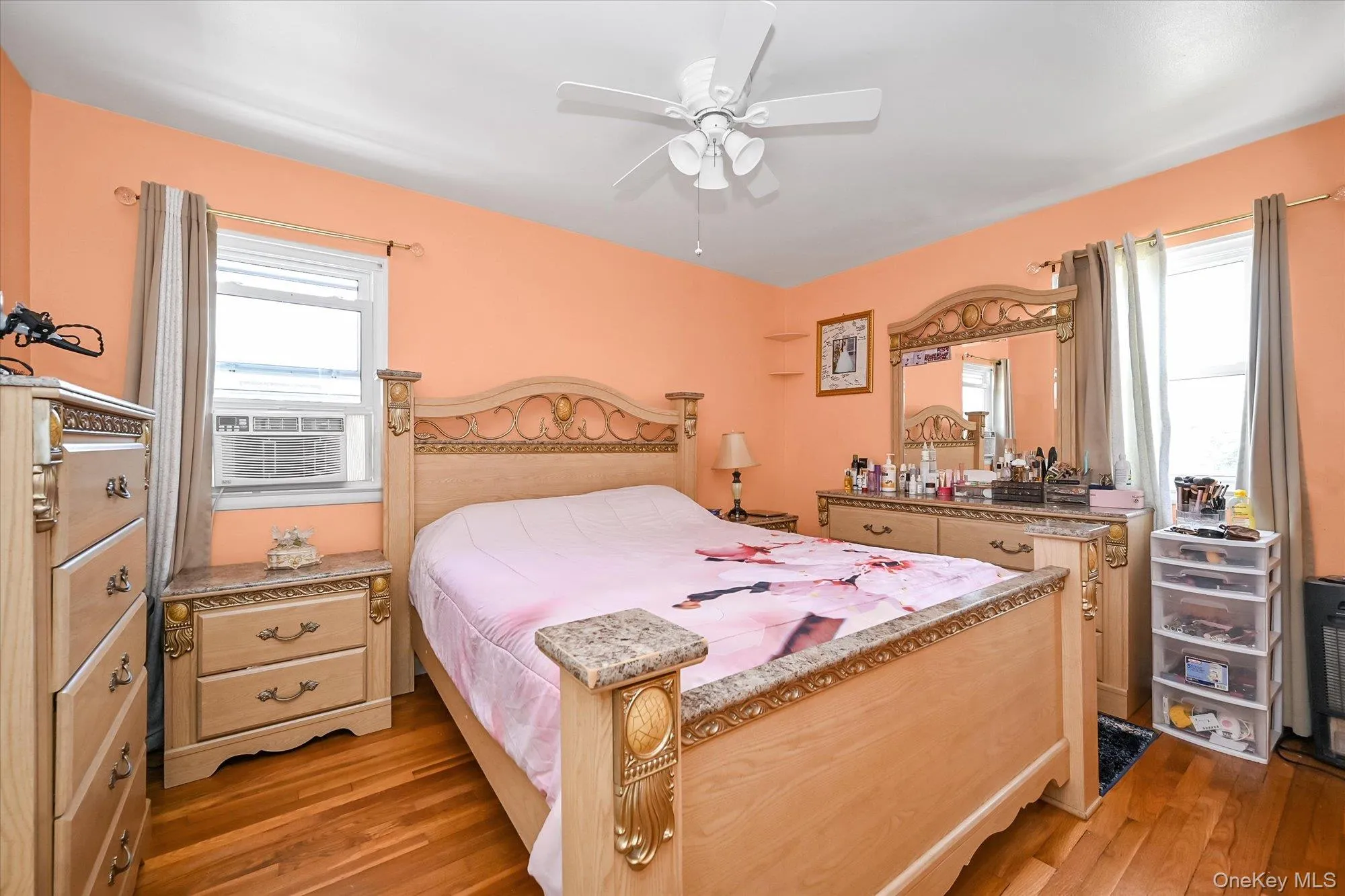 253-27 147th Avenue, New York, NY, 3 Bedrooms Bedrooms, 7 Rooms Rooms,1 BathroomBathrooms,Residential,For Rent,147th,0,1033401 253-27 147th Avenue, New York, NY, 3 Bedrooms Bedrooms, 7 Rooms Rooms,1 BathroomBathrooms,Residential,For Rent,147th,0,1033401