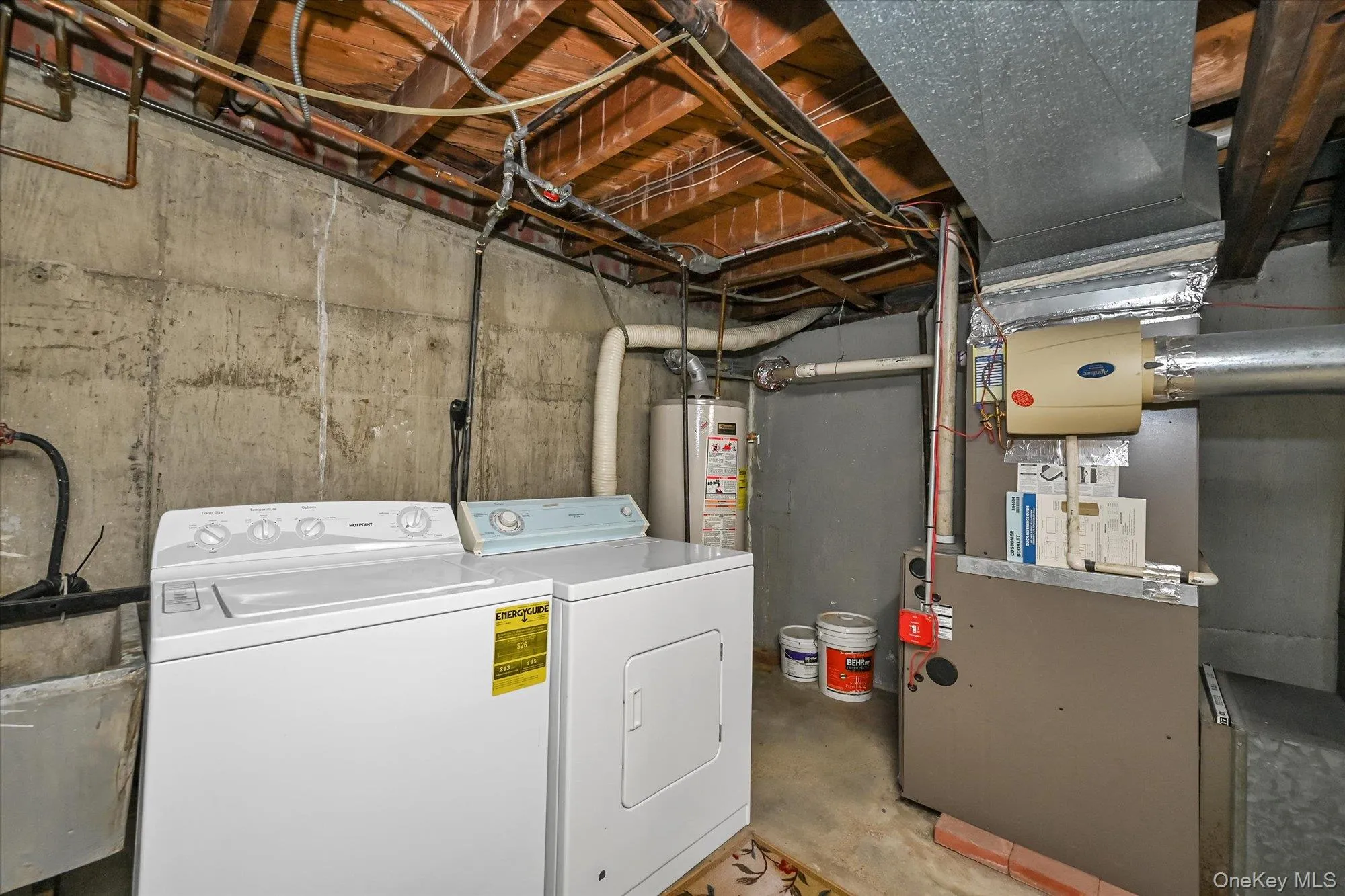 253-27 147th Avenue, New York, NY, 3 Bedrooms Bedrooms, 7 Rooms Rooms,1 BathroomBathrooms,Residential,For Rent,147th,0,1033401 253-27 147th Avenue, New York, NY, 3 Bedrooms Bedrooms, 7 Rooms Rooms,1 BathroomBathrooms,Residential,For Rent,147th,0,1033401