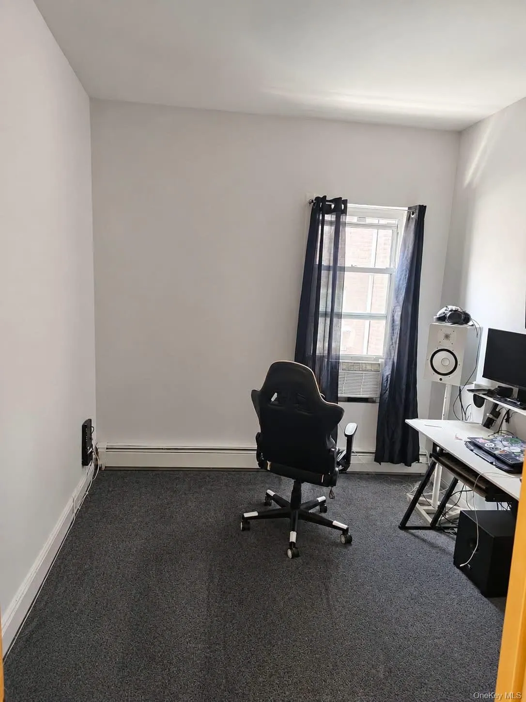688 230th Street, New York, NY, 4 Bedrooms Bedrooms, 6 Rooms Rooms,1 BathroomBathrooms,Residential Lease,For Rent,230th,0,1033404 688 230th Street, New York, NY, 4 Bedrooms Bedrooms, 6 Rooms Rooms,1 BathroomBathrooms,Residential Lease,For Rent,230th,0,1033404