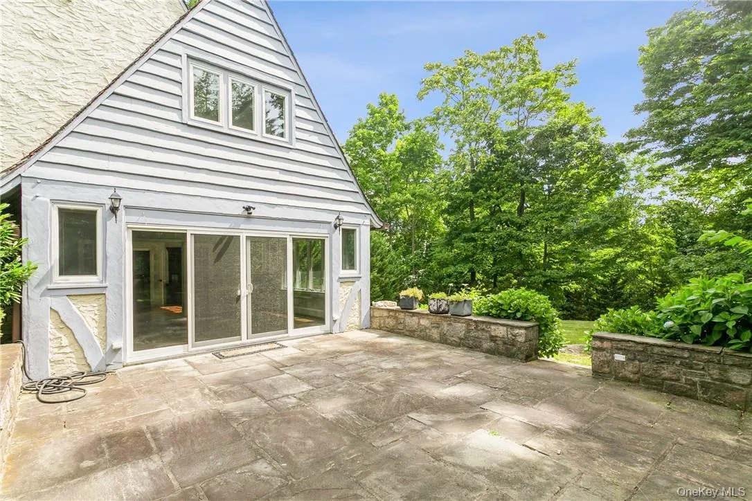 Great outdoor space. Great outdoor space.