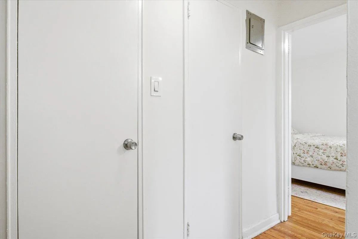 84-50 169th Street, New York, NY, 1 Bedroom Bedrooms, 4 Rooms Rooms,1 BathroomBathrooms,Residential,For Rent,169th,0,1033410 84-50 169th Street, New York, NY, 1 Bedroom Bedrooms, 4 Rooms Rooms,1 BathroomBathrooms,Residential,For Rent,169th,0,1033410