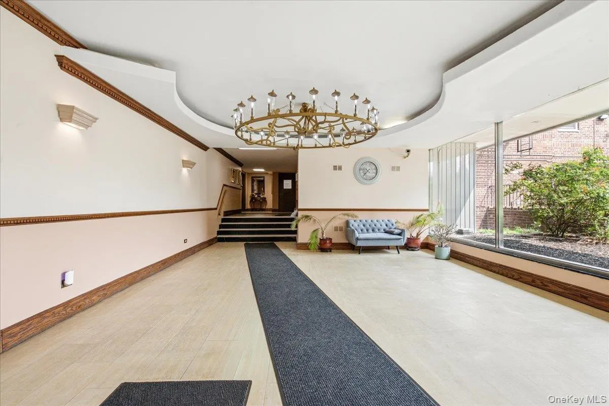 84-50 169th Street, New York, NY, 1 Bedroom Bedrooms, 4 Rooms Rooms,1 BathroomBathrooms,Residential,For Rent,169th,0,1033410 84-50 169th Street, New York, NY, 1 Bedroom Bedrooms, 4 Rooms Rooms,1 BathroomBathrooms,Residential,For Rent,169th,0,1033410