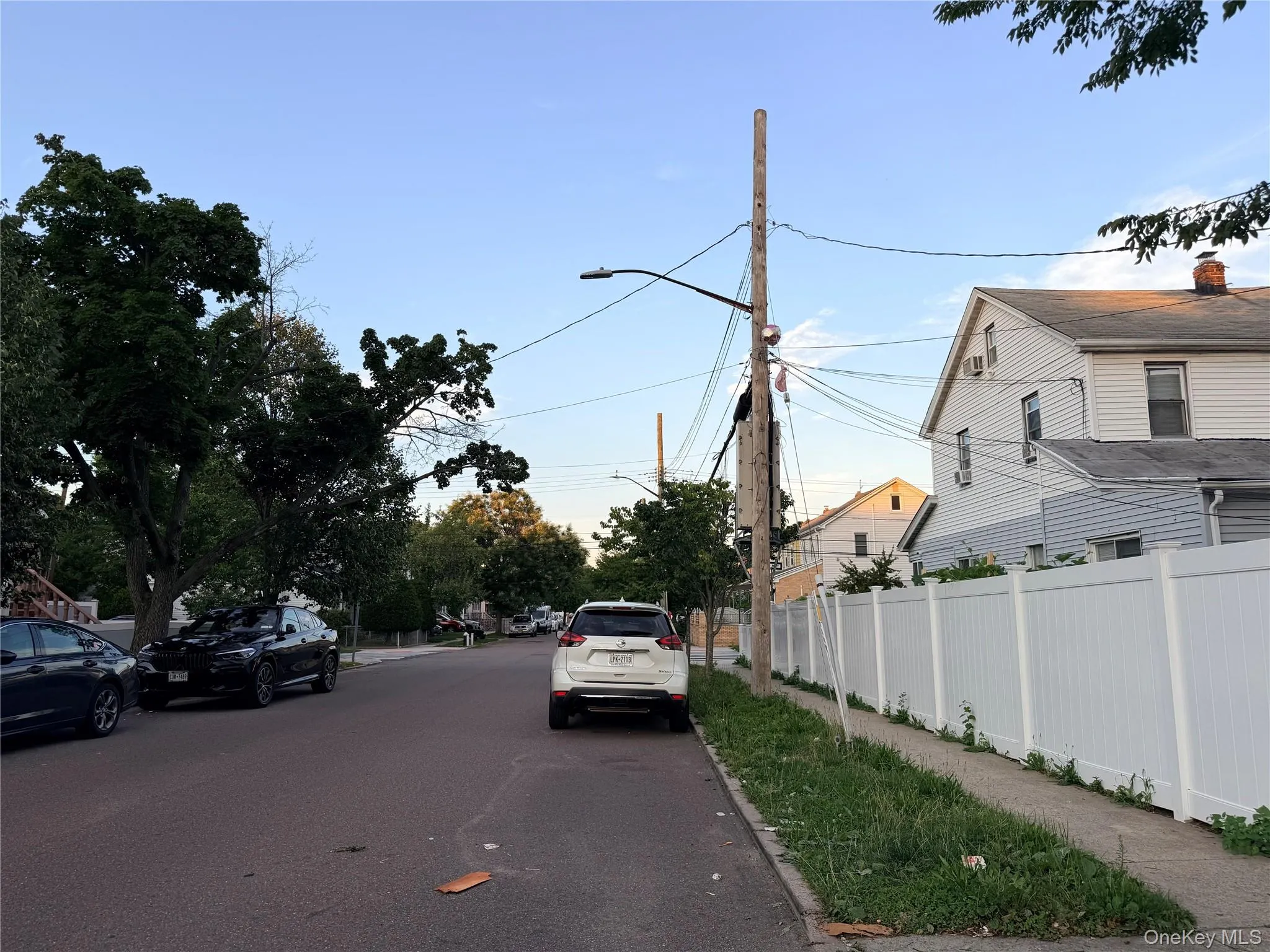 16414 81st Avenue, New York, NY, 5 Bedrooms Bedrooms, 9 Rooms Rooms,2 BathroomsBathrooms,Residential,For Rent,81st,0,1033418 16414 81st Avenue, New York, NY, 5 Bedrooms Bedrooms, 9 Rooms Rooms,2 BathroomsBathrooms,Residential,For Rent,81st,0,1033418