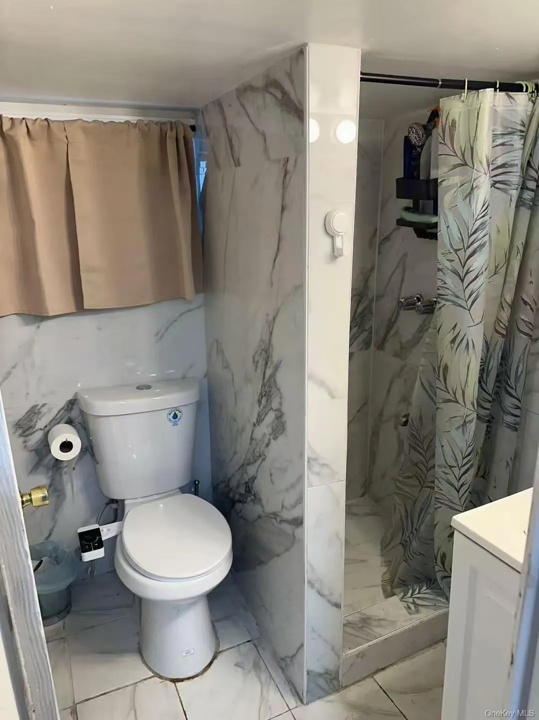 16414 81st Avenue, New York, NY, 5 Bedrooms Bedrooms, 9 Rooms Rooms,2 BathroomsBathrooms,Residential,For Rent,81st,0,1033418 16414 81st Avenue, New York, NY, 5 Bedrooms Bedrooms, 9 Rooms Rooms,2 BathroomsBathrooms,Residential,For Rent,81st,0,1033418