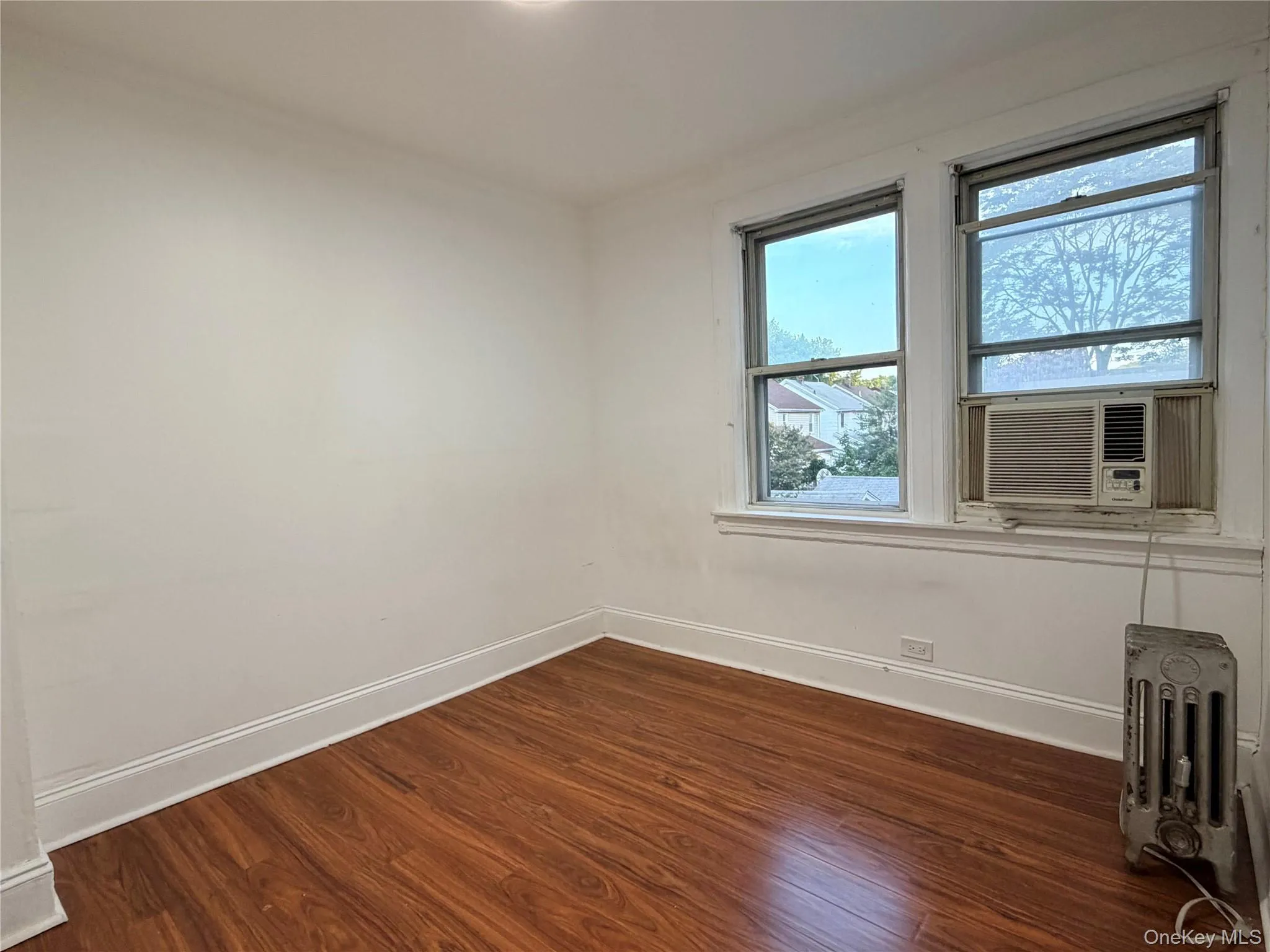 16414 81st Avenue, New York, NY, 5 Bedrooms Bedrooms, 9 Rooms Rooms,2 BathroomsBathrooms,Residential,For Rent,81st,0,1033418 16414 81st Avenue, New York, NY, 5 Bedrooms Bedrooms, 9 Rooms Rooms,2 BathroomsBathrooms,Residential,For Rent,81st,0,1033418