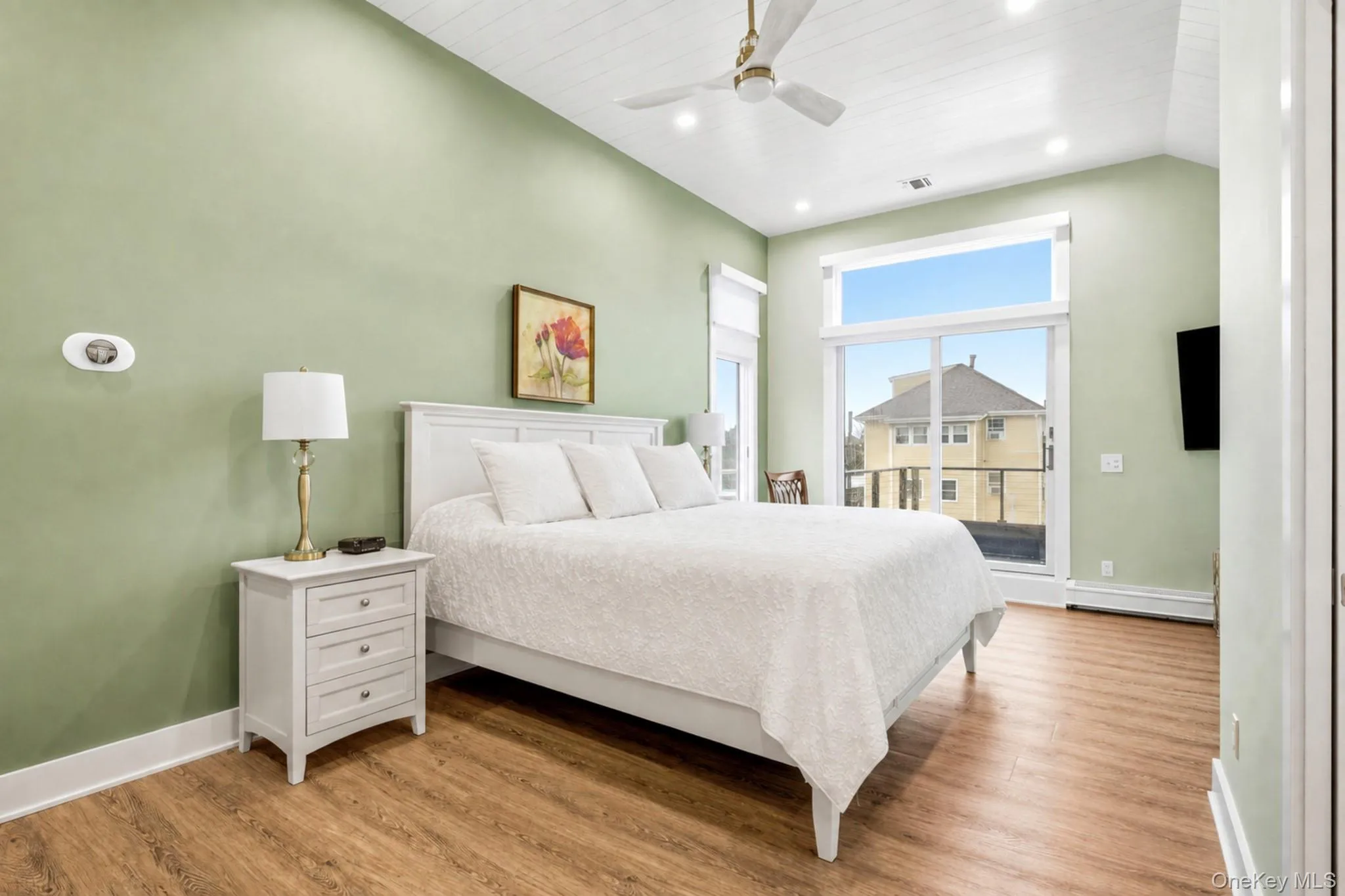 905 6th Street, Babylon, NY, 4 Bedrooms Bedrooms, 9 Rooms Rooms,2 BathroomsBathrooms,Residential,For Rent,6th,0,1033421 905 6th Street, Babylon, NY, 4 Bedrooms Bedrooms, 9 Rooms Rooms,2 BathroomsBathrooms,Residential,For Rent,6th,0,1033421