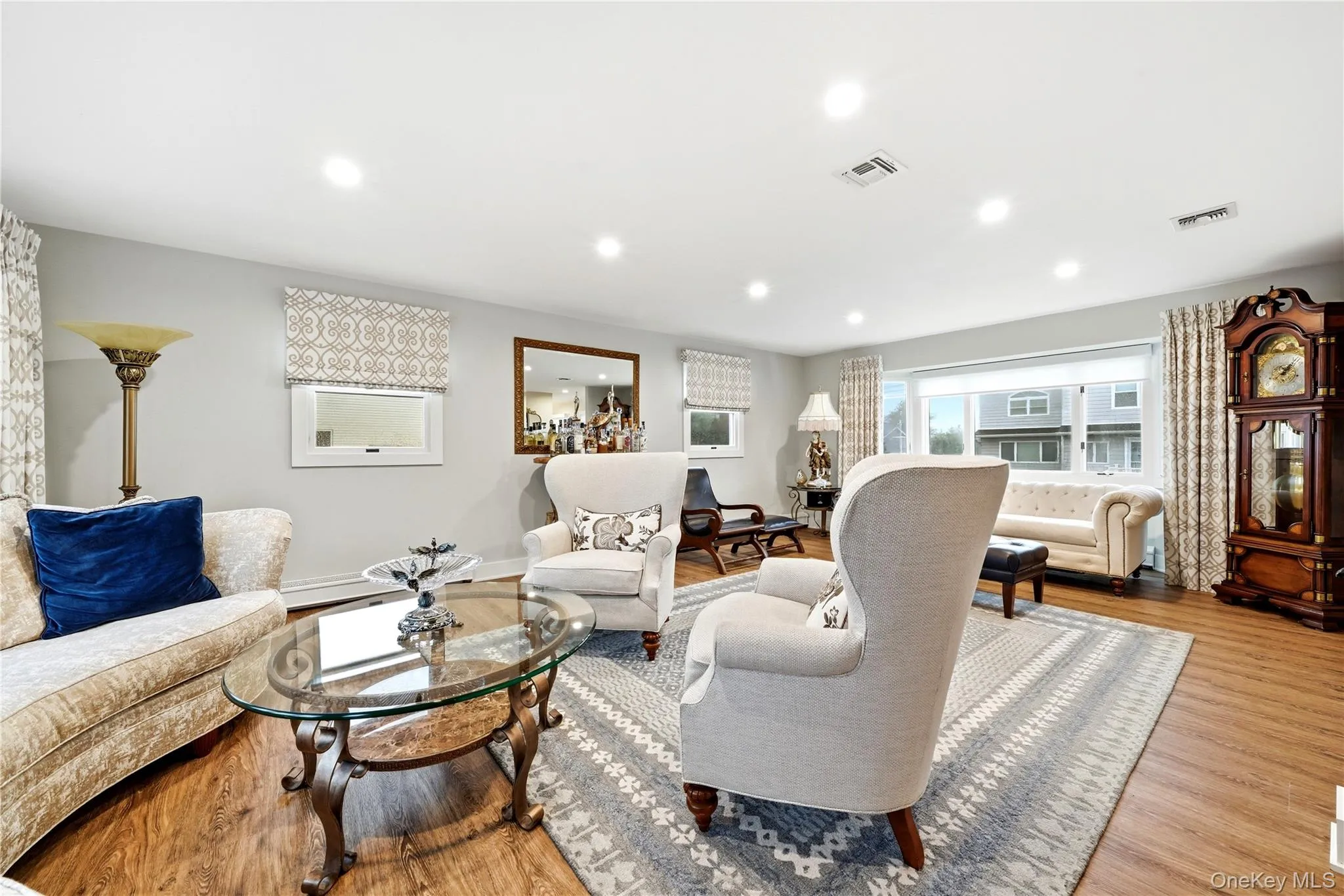 905 6th Street, Babylon, NY, 4 Bedrooms Bedrooms, 9 Rooms Rooms,2 BathroomsBathrooms,Residential,For Rent,6th,0,1033421 905 6th Street, Babylon, NY, 4 Bedrooms Bedrooms, 9 Rooms Rooms,2 BathroomsBathrooms,Residential,For Rent,6th,0,1033421