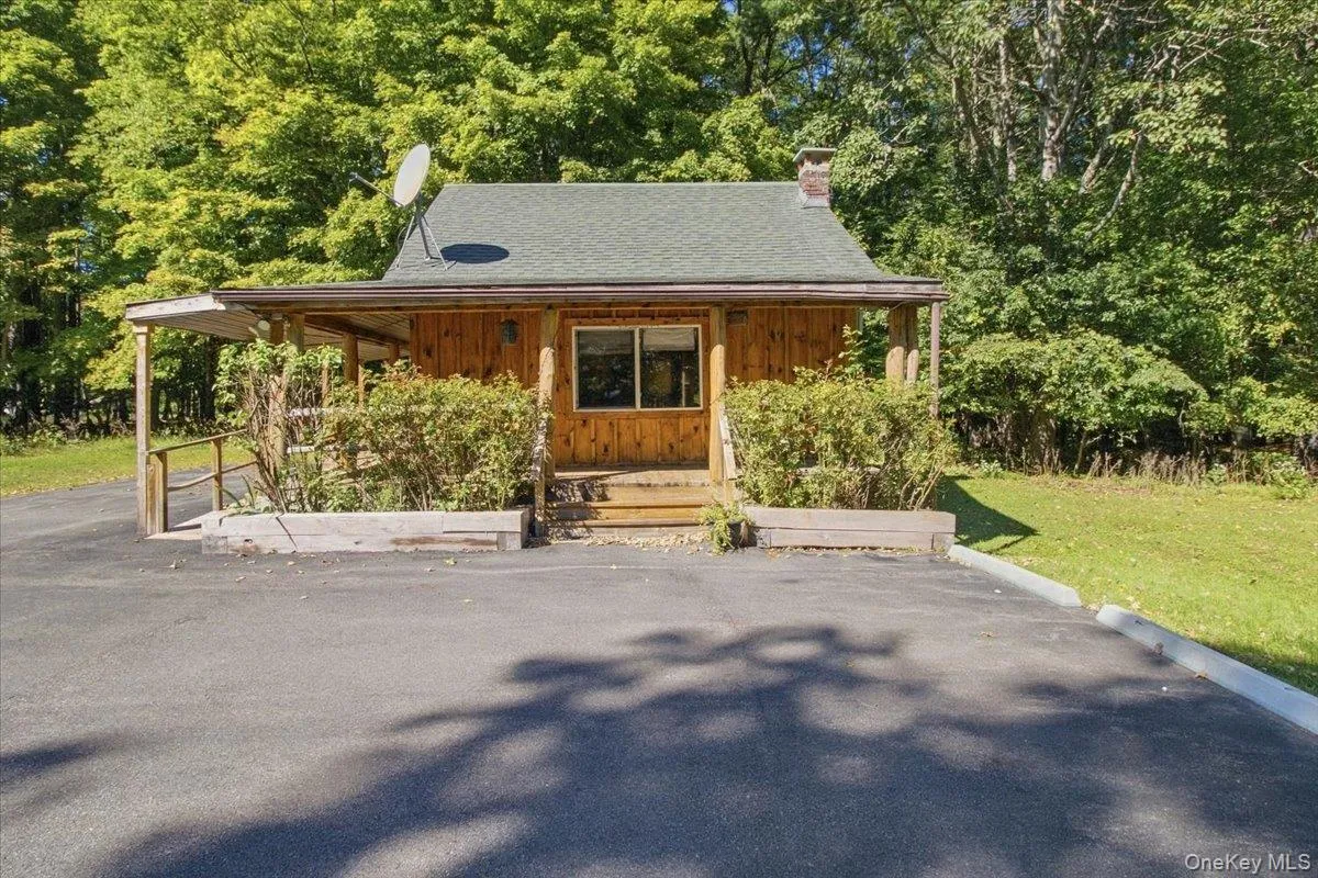 695 & 698 South Rd., Cairo, NY, 3 Bedrooms Bedrooms, 7 Rooms Rooms,1 BathroomBathrooms,Residential,For Rent,South Rd.,0,1033424 695 & 698 South Rd., Cairo, NY, 3 Bedrooms Bedrooms, 7 Rooms Rooms,1 BathroomBathrooms,Residential,For Rent,South Rd.,0,1033424