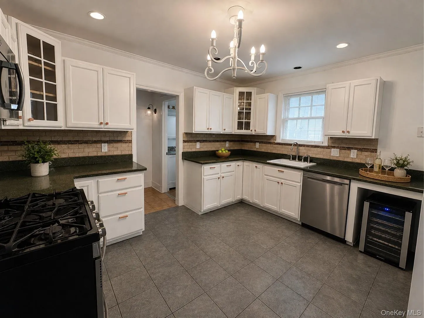 Updated spacious kitchen Updated spacious kitchen