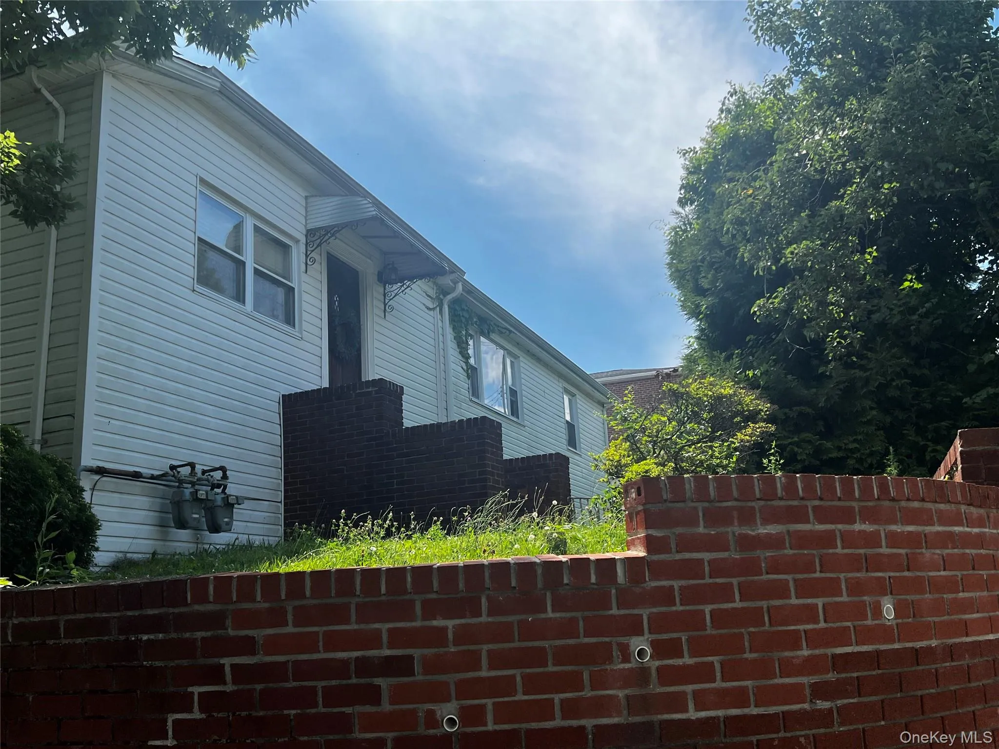 101 Sterling Avenue, Yonkers, NY, 3 Bedrooms Bedrooms, 6 Rooms Rooms,2 BathroomsBathrooms,Residential Lease,For Rent,Sterling,0,1033430 101 Sterling Avenue, Yonkers, NY, 3 Bedrooms Bedrooms, 6 Rooms Rooms,2 BathroomsBathrooms,Residential Lease,For Rent,Sterling,0,1033430