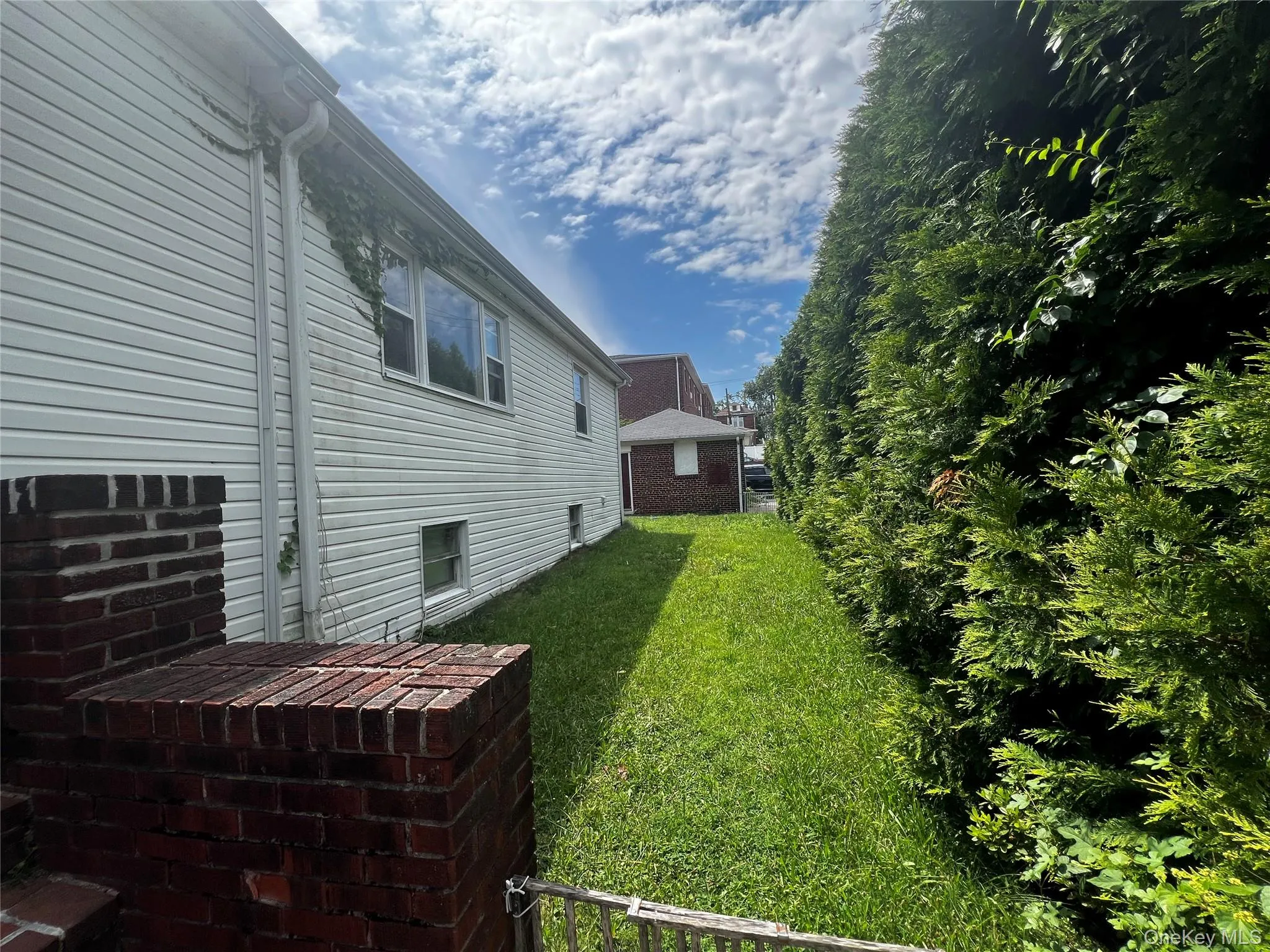 101 Sterling Avenue, Yonkers, NY, 3 Bedrooms Bedrooms, 6 Rooms Rooms,2 BathroomsBathrooms,Residential Lease,For Rent,Sterling,0,1033430 101 Sterling Avenue, Yonkers, NY, 3 Bedrooms Bedrooms, 6 Rooms Rooms,2 BathroomsBathrooms,Residential Lease,For Rent,Sterling,0,1033430