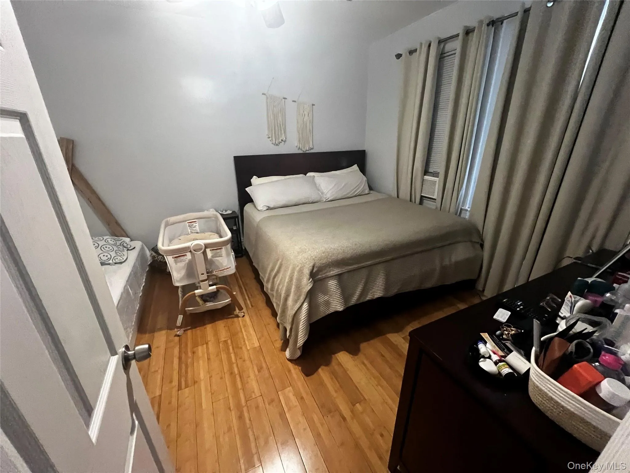 101 Sterling Avenue, Yonkers, NY, 3 Bedrooms Bedrooms, 6 Rooms Rooms,2 BathroomsBathrooms,Residential Lease,For Rent,Sterling,0,1033430 101 Sterling Avenue, Yonkers, NY, 3 Bedrooms Bedrooms, 6 Rooms Rooms,2 BathroomsBathrooms,Residential Lease,For Rent,Sterling,0,1033430