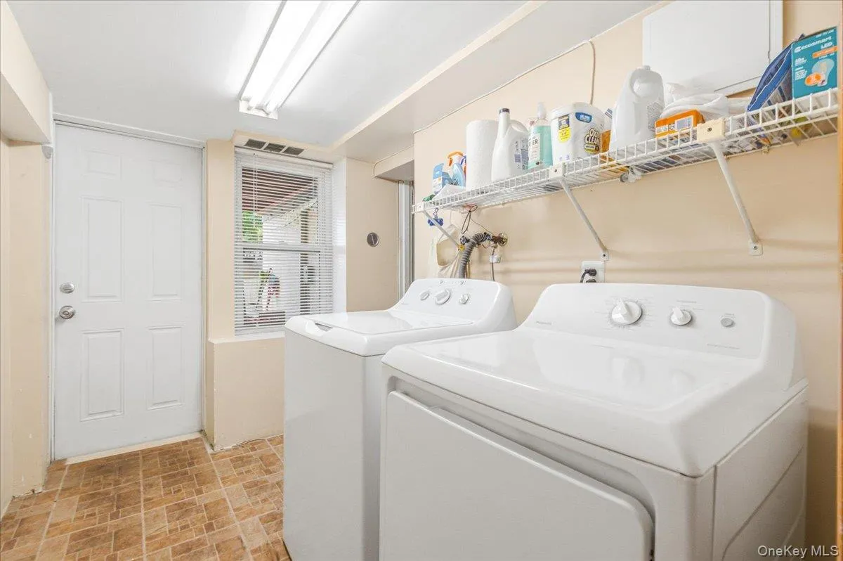 85-26 67th Road, New York, NY, 3 Bedrooms Bedrooms, 10 Rooms Rooms,1 BathroomBathrooms,Residential,For Rent,67th,0,1033434 85-26 67th Road, New York, NY, 3 Bedrooms Bedrooms, 10 Rooms Rooms,1 BathroomBathrooms,Residential,For Rent,67th,0,1033434