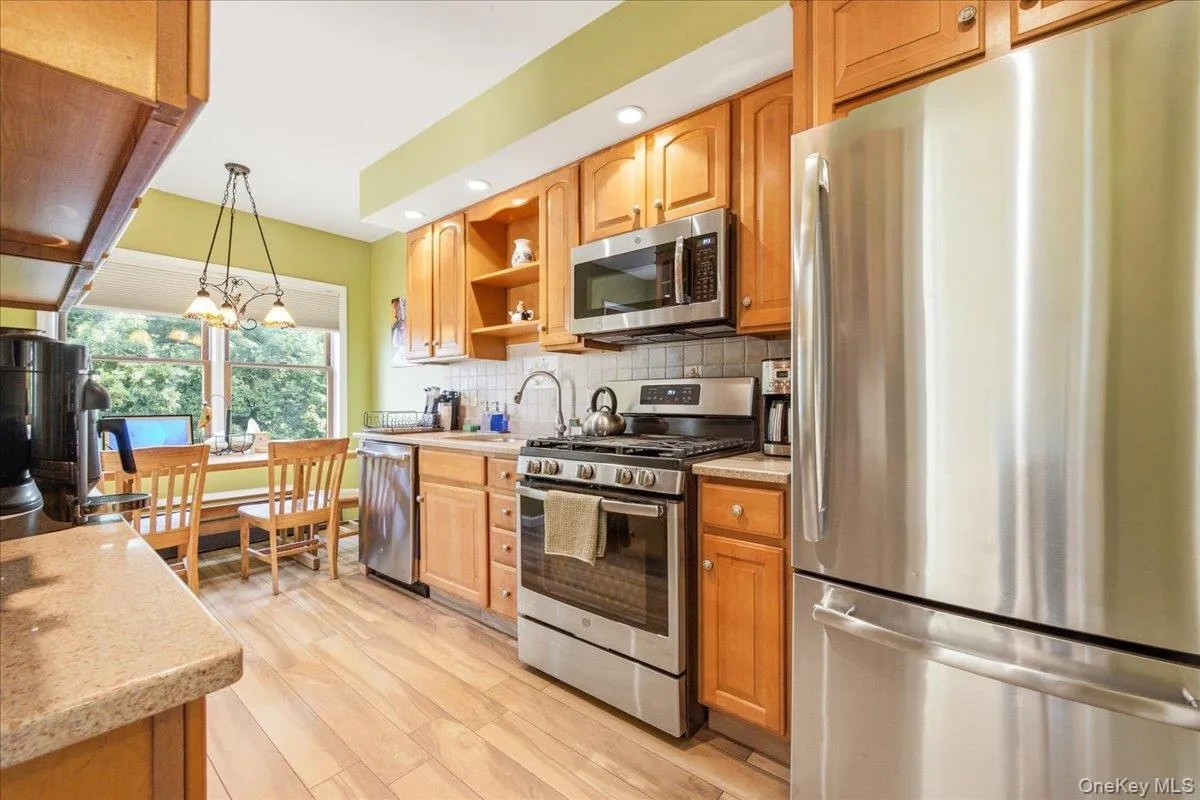 85-26 67th Road, New York, NY, 3 Bedrooms Bedrooms, 10 Rooms Rooms,1 BathroomBathrooms,Residential,For Rent,67th,0,1033434 85-26 67th Road, New York, NY, 3 Bedrooms Bedrooms, 10 Rooms Rooms,1 BathroomBathrooms,Residential,For Rent,67th,0,1033434