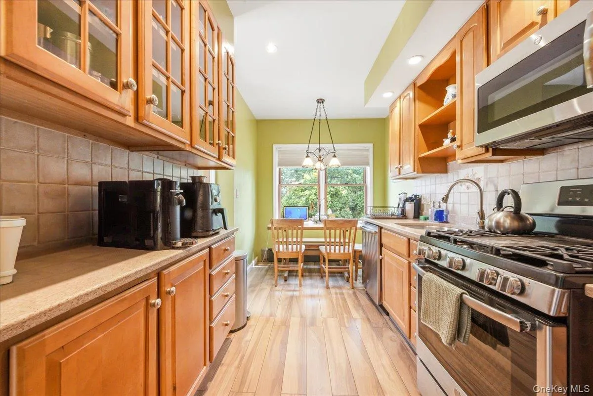 85-26 67th Road, New York, NY, 3 Bedrooms Bedrooms, 10 Rooms Rooms,1 BathroomBathrooms,Residential,For Rent,67th,0,1033434 85-26 67th Road, New York, NY, 3 Bedrooms Bedrooms, 10 Rooms Rooms,1 BathroomBathrooms,Residential,For Rent,67th,0,1033434