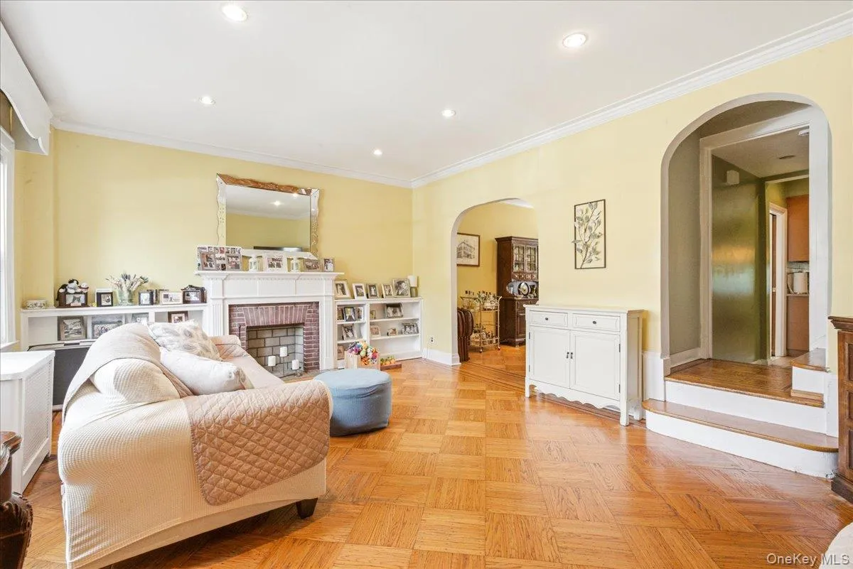 85-26 67th Road, New York, NY, 3 Bedrooms Bedrooms, 10 Rooms Rooms,1 BathroomBathrooms,Residential,For Rent,67th,0,1033434 85-26 67th Road, New York, NY, 3 Bedrooms Bedrooms, 10 Rooms Rooms,1 BathroomBathrooms,Residential,For Rent,67th,0,1033434