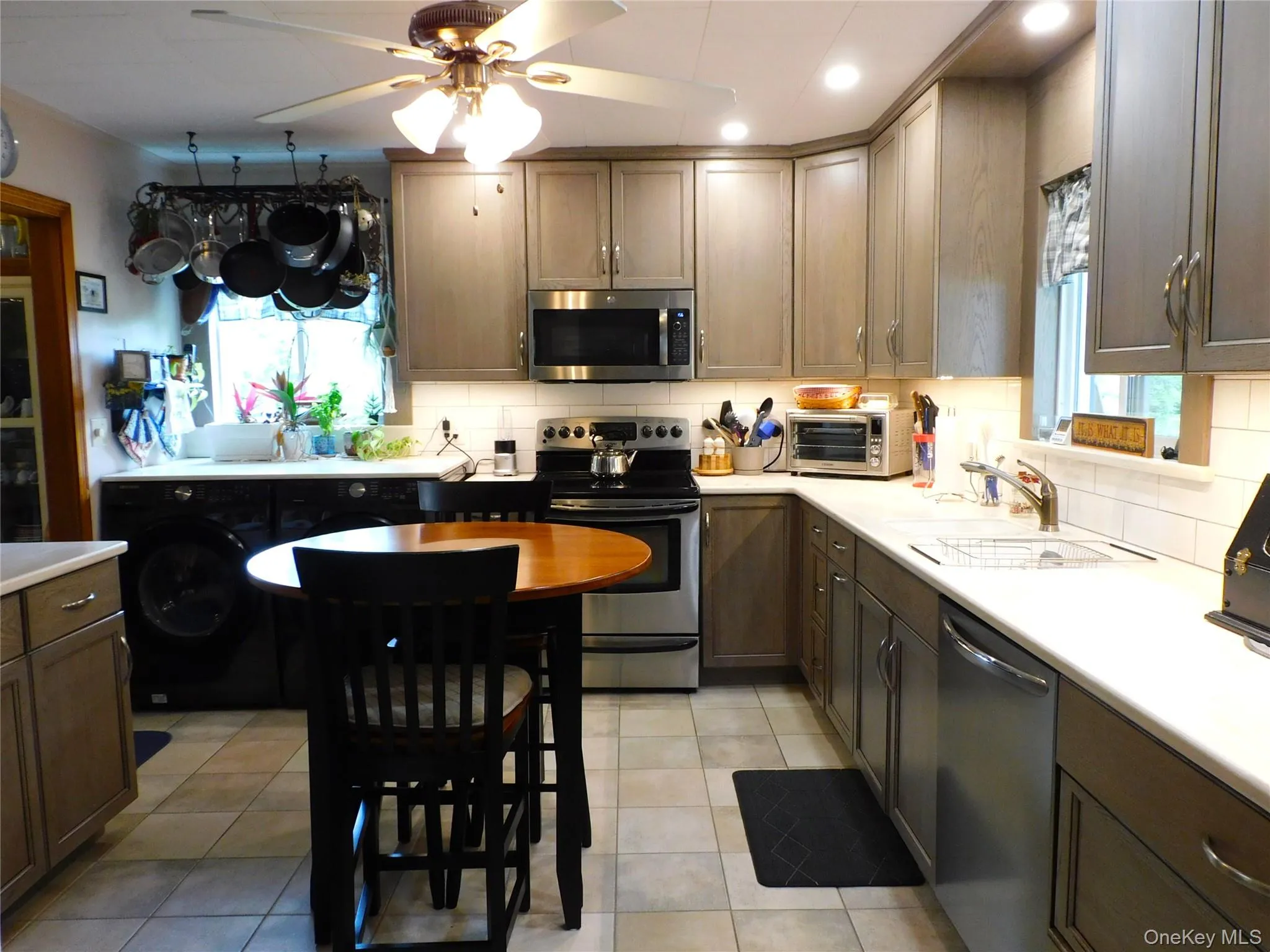 40 Kelly Avenue, Liberty, NY, 4 Bedrooms Bedrooms, 8 Rooms Rooms,1 BathroomBathrooms,Residential,For Rent,Kelly,0,1033436 40 Kelly Avenue, Liberty, NY, 4 Bedrooms Bedrooms, 8 Rooms Rooms,1 BathroomBathrooms,Residential,For Rent,Kelly,0,1033436