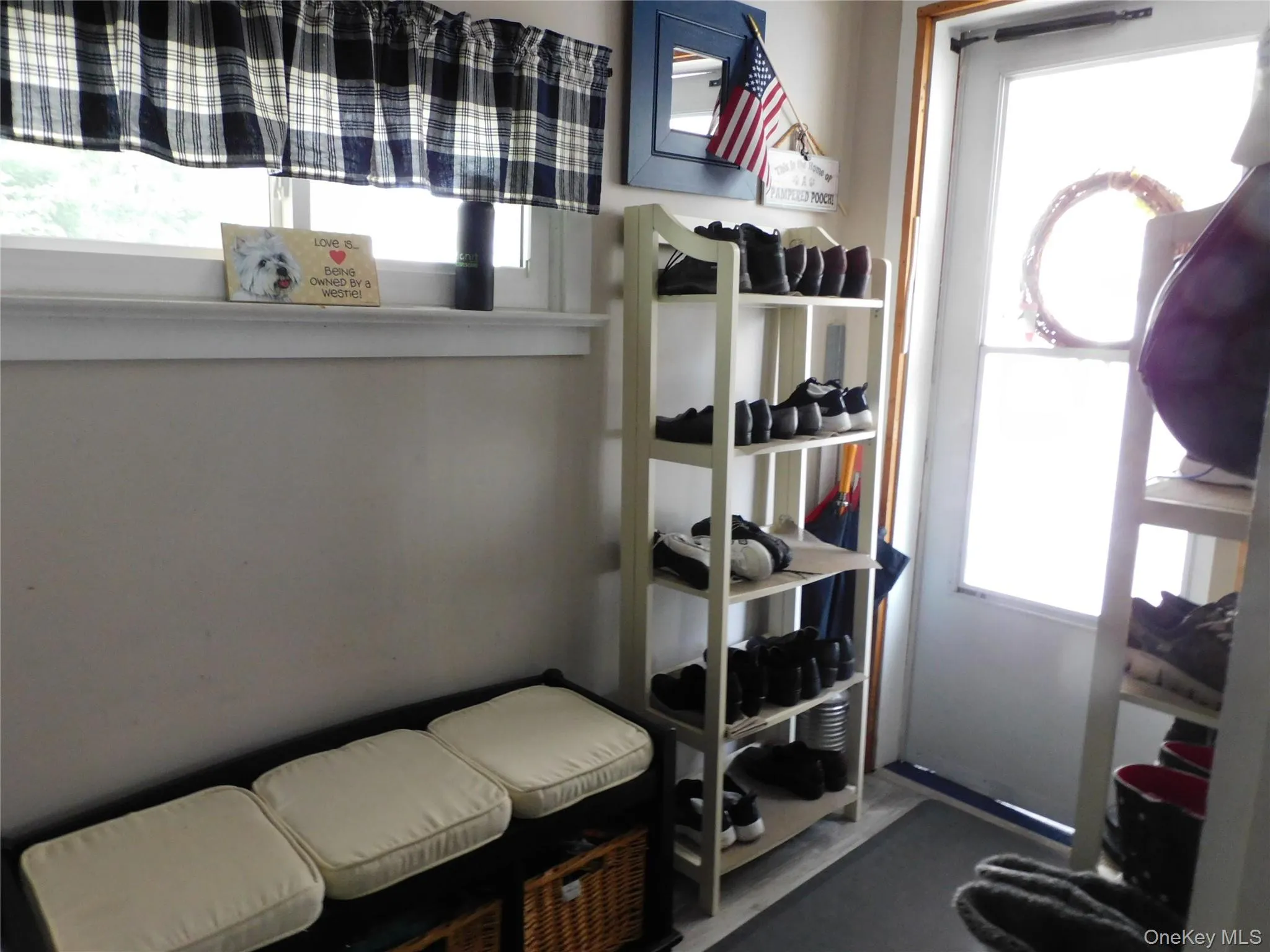 40 Kelly Avenue, Liberty, NY, 4 Bedrooms Bedrooms, 8 Rooms Rooms,1 BathroomBathrooms,Residential,For Rent,Kelly,0,1033436 40 Kelly Avenue, Liberty, NY, 4 Bedrooms Bedrooms, 8 Rooms Rooms,1 BathroomBathrooms,Residential,For Rent,Kelly,0,1033436