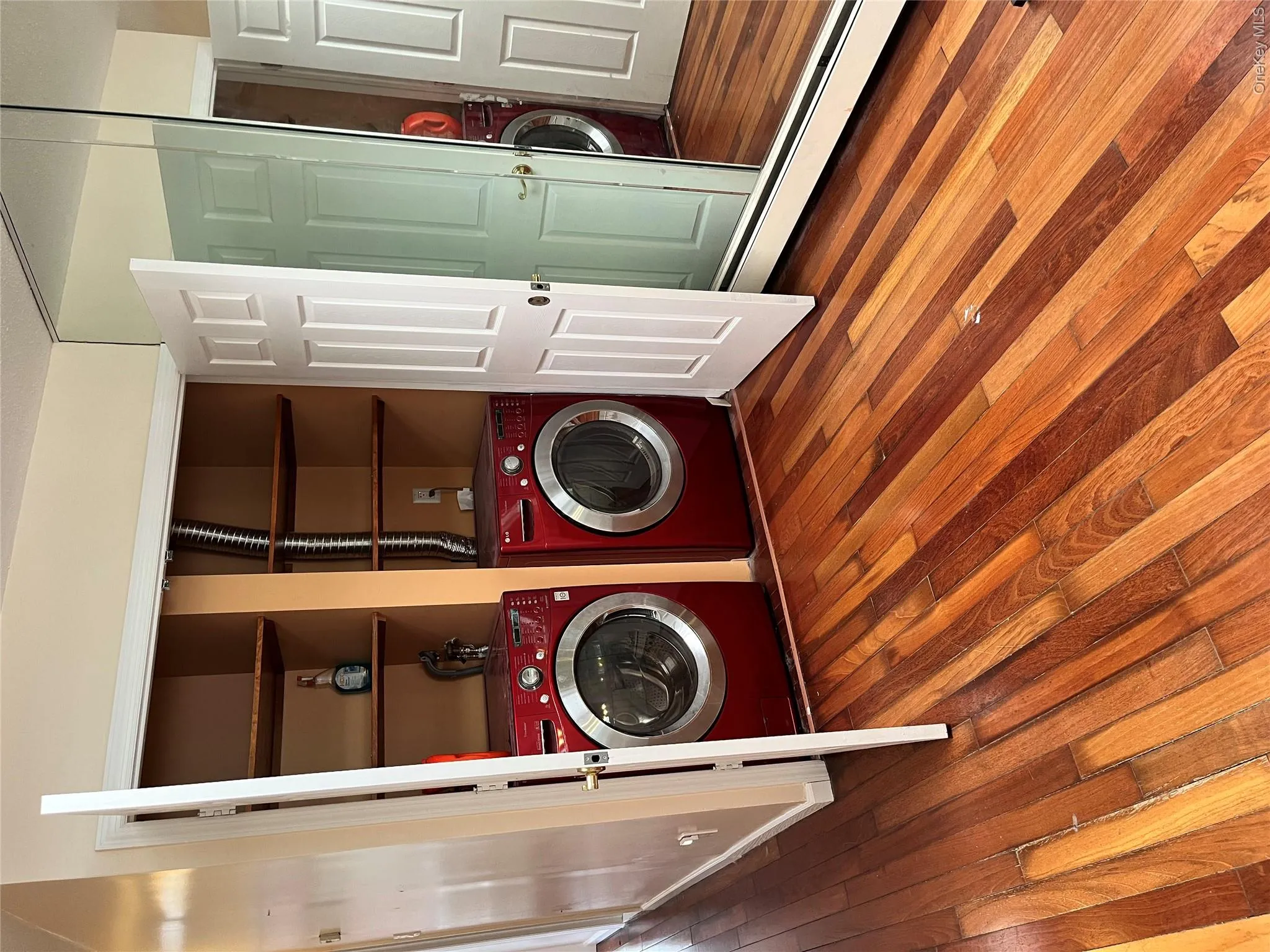 340 Julius Road, New York, NY, 3 Bedrooms Bedrooms, 8 Rooms Rooms,2 BathroomsBathrooms,Residential,For Rent,Julius,0,1033438 340 Julius Road, New York, NY, 3 Bedrooms Bedrooms, 8 Rooms Rooms,2 BathroomsBathrooms,Residential,For Rent,Julius,0,1033438