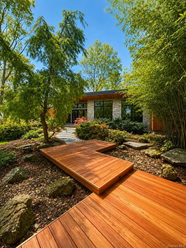 14 Tall Tree Court, Huntington, NY, 4 Bedrooms Bedrooms, 10 Rooms Rooms,3 BathroomsBathrooms,Residential Lease,For Rent,Tall Tree,0,1033442 14 Tall Tree Court, Huntington, NY, 4 Bedrooms Bedrooms, 10 Rooms Rooms,3 BathroomsBathrooms,Residential Lease,For Rent,Tall Tree,0,1033442