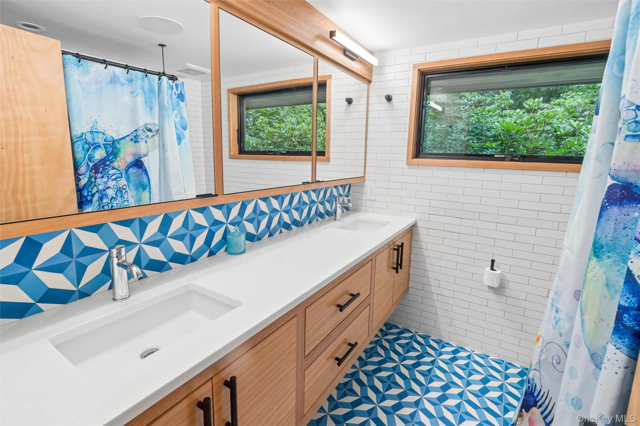 14 Tall Tree Court, Huntington, NY, 4 Bedrooms Bedrooms, 10 Rooms Rooms,3 BathroomsBathrooms,Residential Lease,For Rent,Tall Tree,0,1033442 14 Tall Tree Court, Huntington, NY, 4 Bedrooms Bedrooms, 10 Rooms Rooms,3 BathroomsBathrooms,Residential Lease,For Rent,Tall Tree,0,1033442