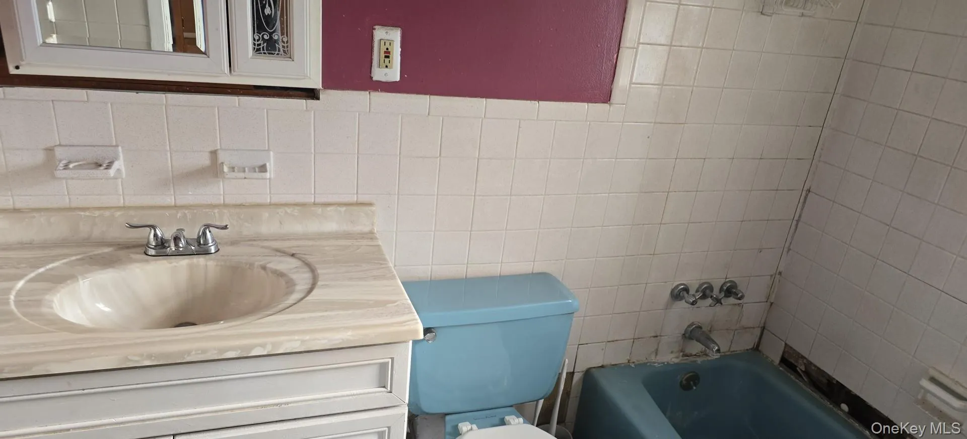 14 Bellmore Drive, Poughkeepsie, NY, 3 Bedrooms Bedrooms, 6 Rooms Rooms,1 BathroomBathrooms,Residential,For Rent,Bellmore,0,1033444 14 Bellmore Drive, Poughkeepsie, NY, 3 Bedrooms Bedrooms, 6 Rooms Rooms,1 BathroomBathrooms,Residential,For Rent,Bellmore,0,1033444