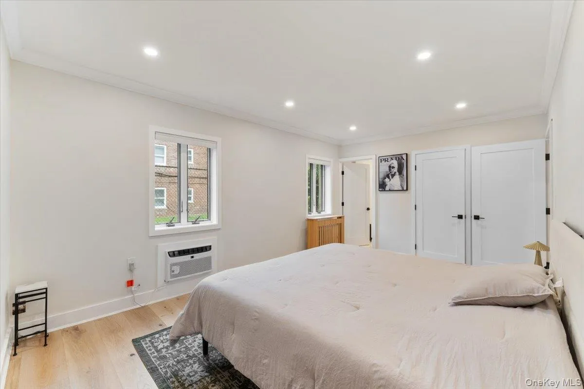 215 Middle Neck Road, North Hempstead, NY, 1 Bedroom Bedrooms, 4 Rooms Rooms,1 BathroomBathrooms,Residential,For Rent,Middle Neck,0,1033449 215 Middle Neck Road, North Hempstead, NY, 1 Bedroom Bedrooms, 4 Rooms Rooms,1 BathroomBathrooms,Residential,For Rent,Middle Neck,0,1033449