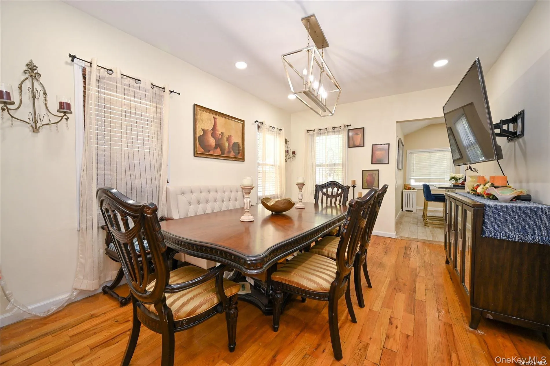 138-23 233rd Street, New York, NY, 3 Bedrooms Bedrooms, 6 Rooms Rooms,2 BathroomsBathrooms,Residential,For Rent,233rd,0,1033453 138-23 233rd Street, New York, NY, 3 Bedrooms Bedrooms, 6 Rooms Rooms,2 BathroomsBathrooms,Residential,For Rent,233rd,0,1033453