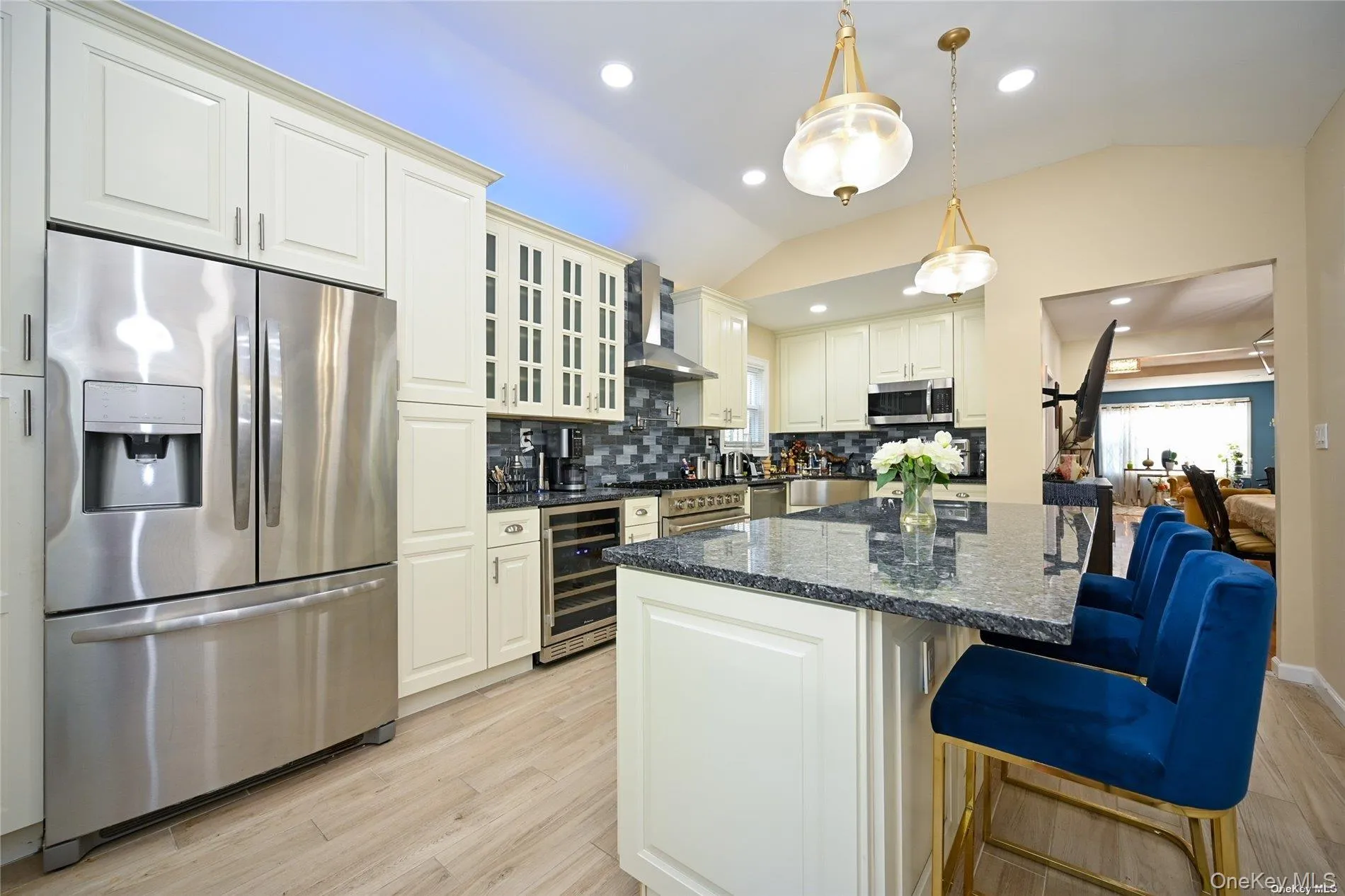 138-23 233rd Street, New York, NY, 3 Bedrooms Bedrooms, 6 Rooms Rooms,2 BathroomsBathrooms,Residential,For Rent,233rd,0,1033453 138-23 233rd Street, New York, NY, 3 Bedrooms Bedrooms, 6 Rooms Rooms,2 BathroomsBathrooms,Residential,For Rent,233rd,0,1033453