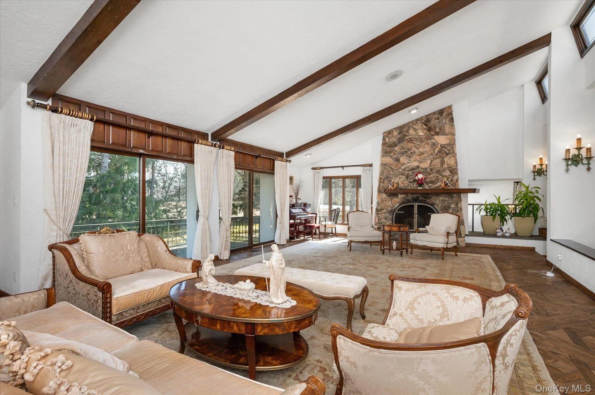 8 Plaka Court, Oyster Bay, NY, 6 Bedrooms Bedrooms, 16 Rooms Rooms,4 BathroomsBathrooms,Residential Lease,For Rent,Plaka,0,1033463 8 Plaka Court, Oyster Bay, NY, 6 Bedrooms Bedrooms, 16 Rooms Rooms,4 BathroomsBathrooms,Residential Lease,For Rent,Plaka,0,1033463