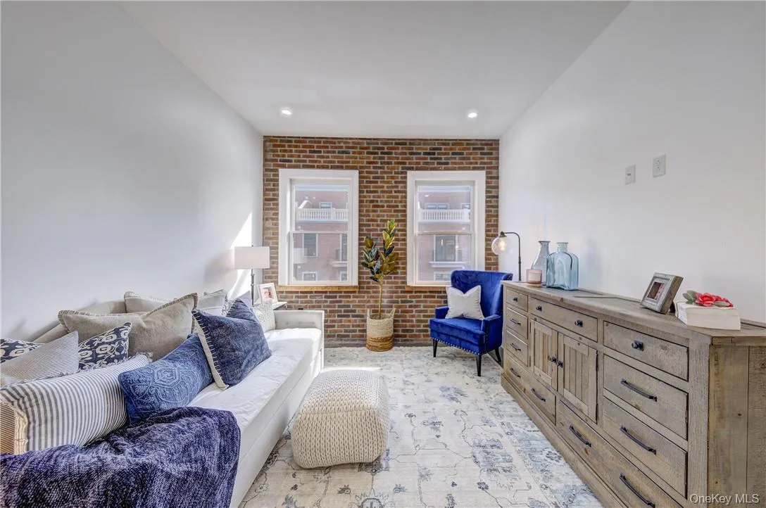 226 Main Street, Beacon, NY, 2 Bedrooms Bedrooms, 7 Rooms Rooms,2 BathroomsBathrooms,Residential,For Rent,Main,0,1033464 226 Main Street, Beacon, NY, 2 Bedrooms Bedrooms, 7 Rooms Rooms,2 BathroomsBathrooms,Residential,For Rent,Main,0,1033464