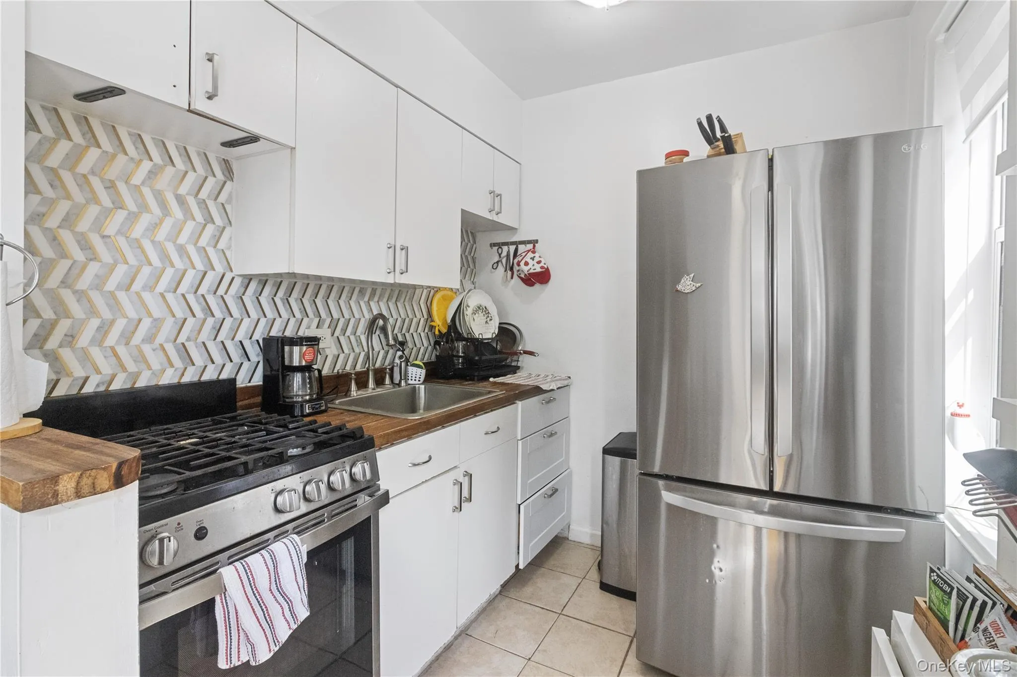 3299 Cambridge Avenue, New York, NY, 1 Bedroom Bedrooms, 3 Rooms Rooms,1 BathroomBathrooms,Residential,For Rent,Cambridge,0,1033466 3299 Cambridge Avenue, New York, NY, 1 Bedroom Bedrooms, 3 Rooms Rooms,1 BathroomBathrooms,Residential,For Rent,Cambridge,0,1033466