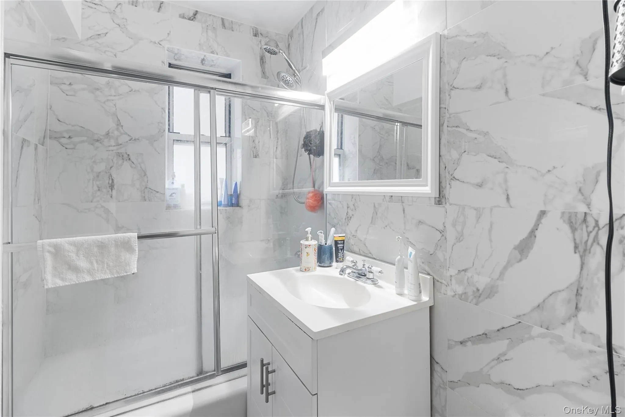 3299 Cambridge Avenue, New York, NY, 1 Bedroom Bedrooms, 3 Rooms Rooms,1 BathroomBathrooms,Residential,For Rent,Cambridge,0,1033466 3299 Cambridge Avenue, New York, NY, 1 Bedroom Bedrooms, 3 Rooms Rooms,1 BathroomBathrooms,Residential,For Rent,Cambridge,0,1033466