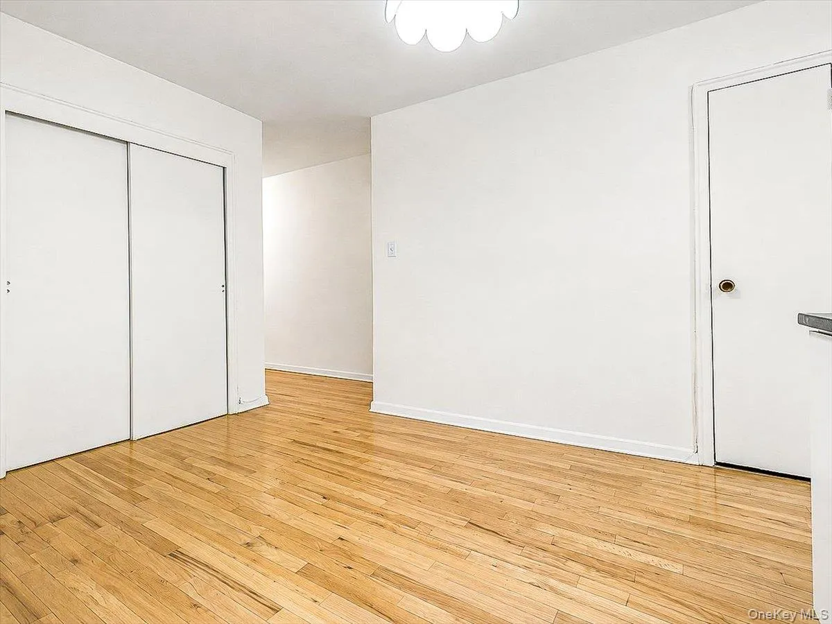 67-50 Thornton Place, New York, NY, 1 Bedroom Bedrooms, 4 Rooms Rooms,1 BathroomBathrooms,Residential,For Rent,Thornton,0,1033467 67-50 Thornton Place, New York, NY, 1 Bedroom Bedrooms, 4 Rooms Rooms,1 BathroomBathrooms,Residential,For Rent,Thornton,0,1033467